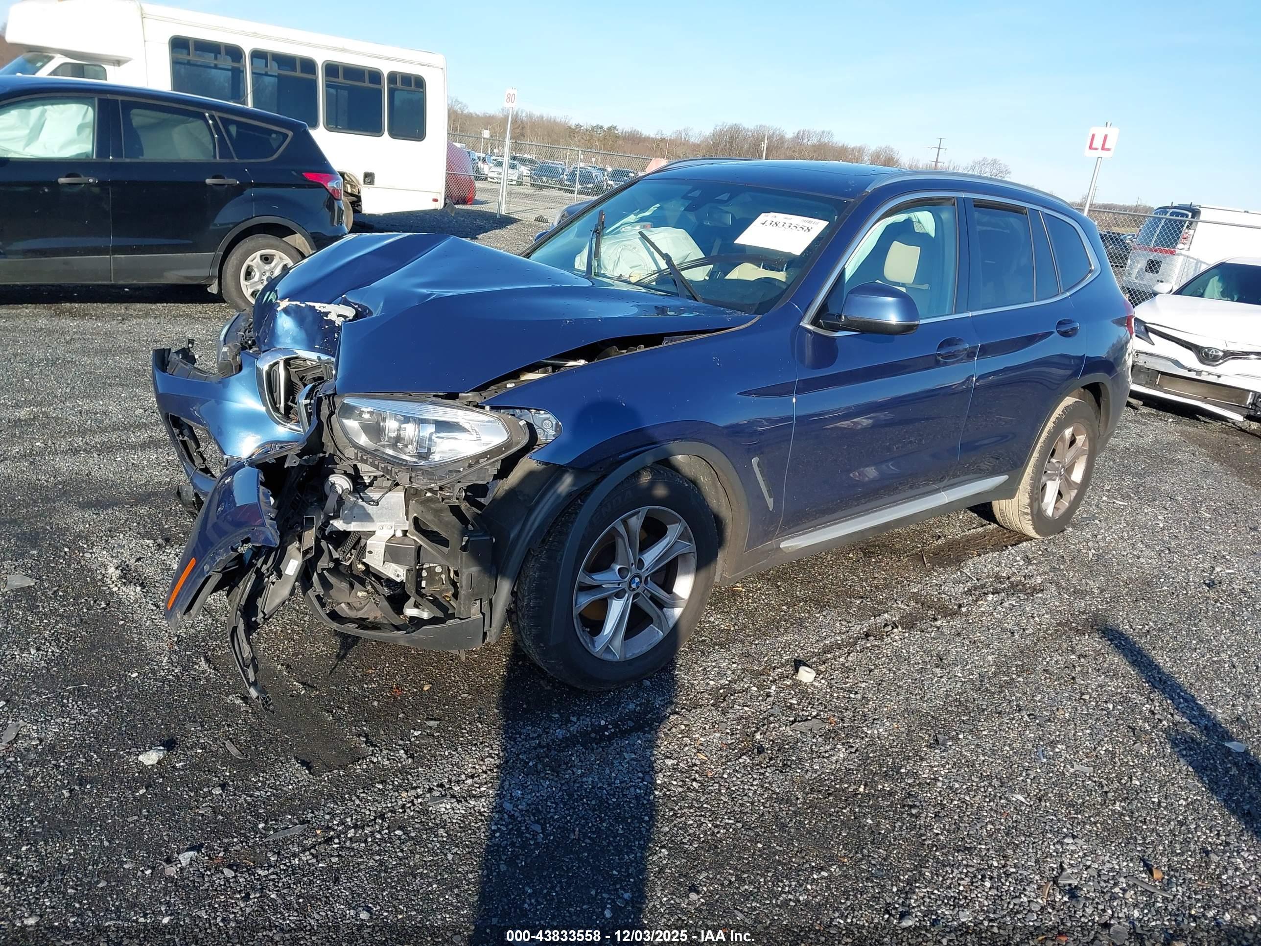 BMW X3 image 2