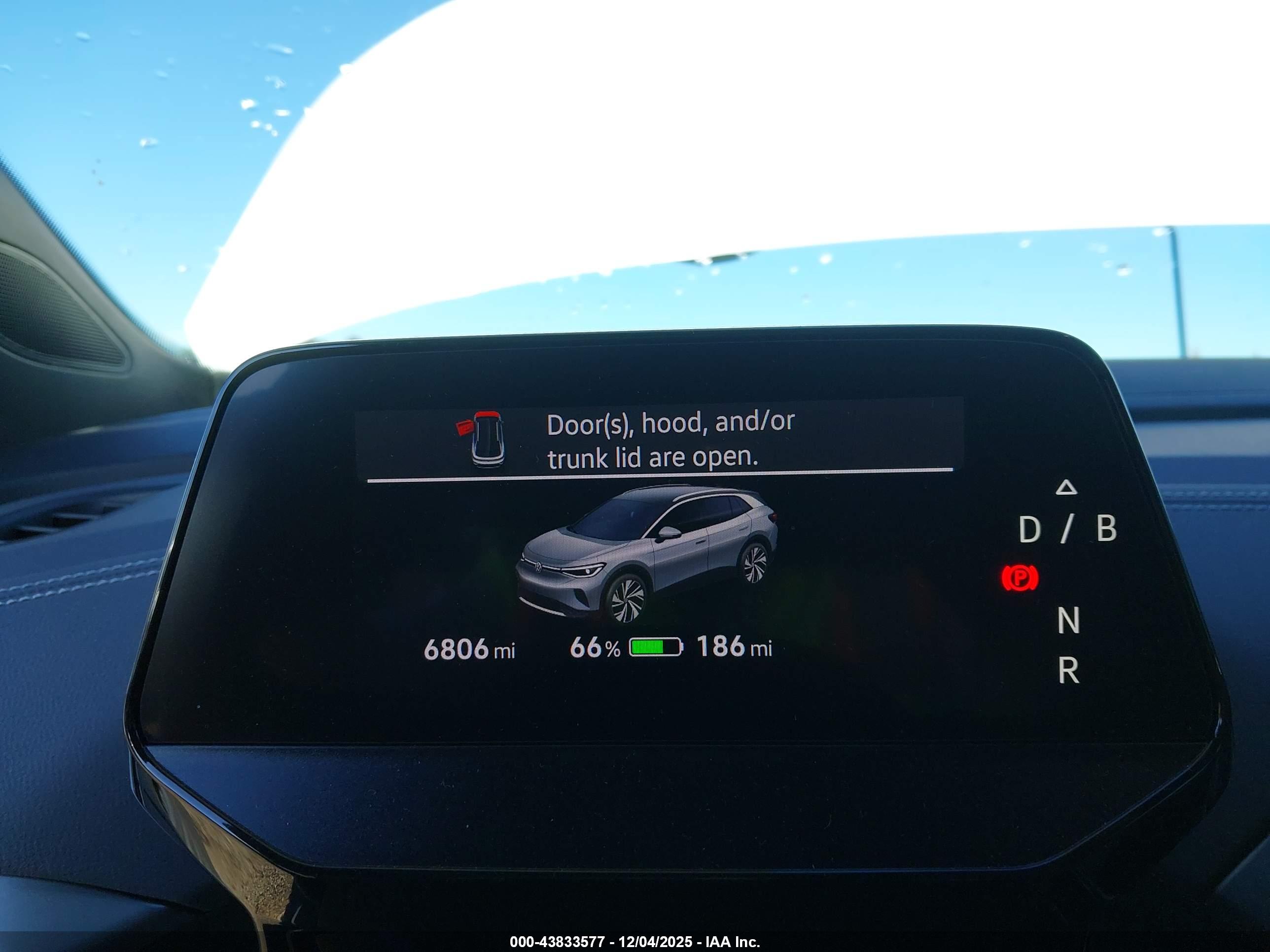 VOLKSWAGEN ID.4 image 7