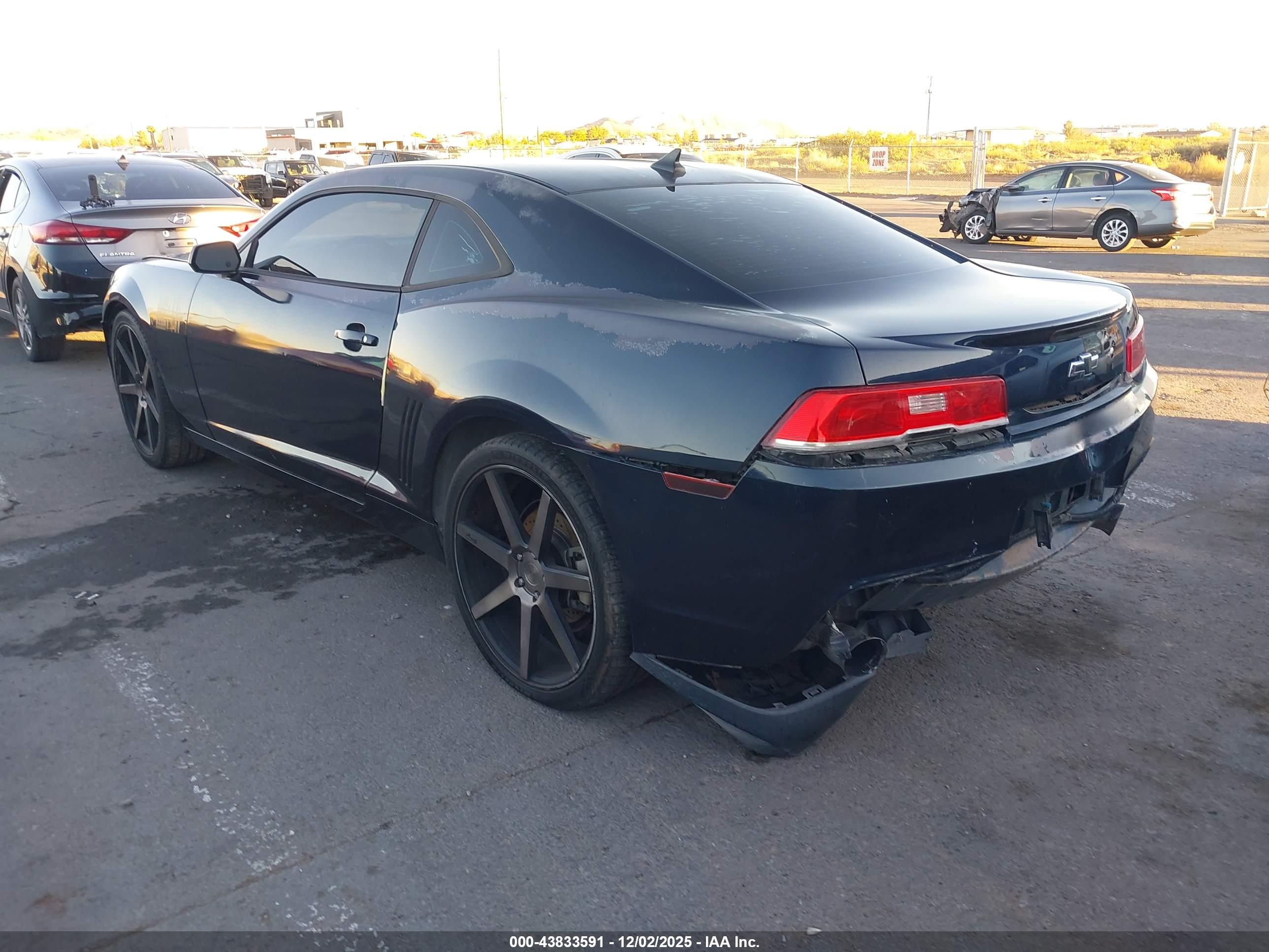 CHEVROLET CAMARO image 3