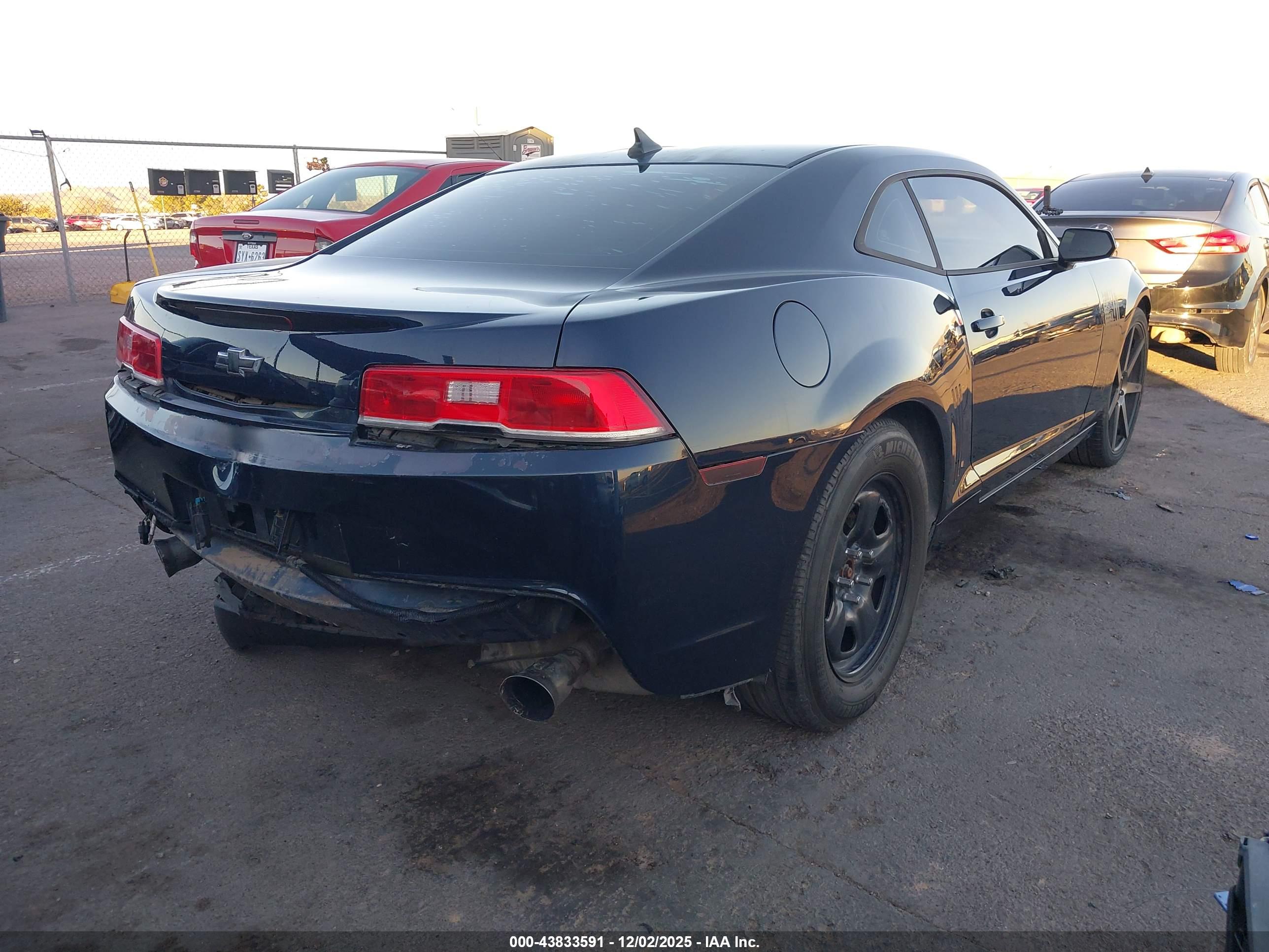 CHEVROLET CAMARO image 4