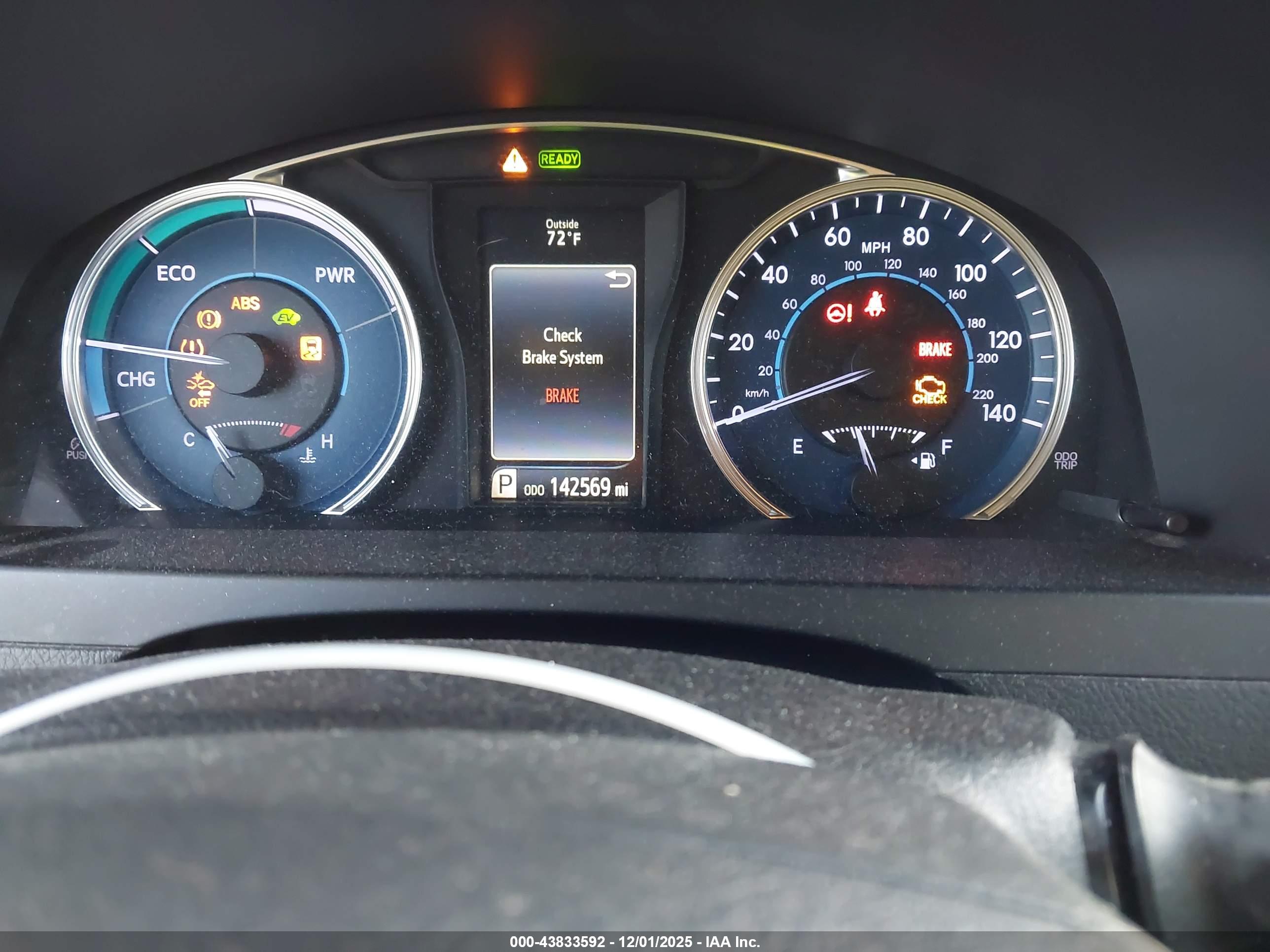 TOYOTA CAMRY image 7