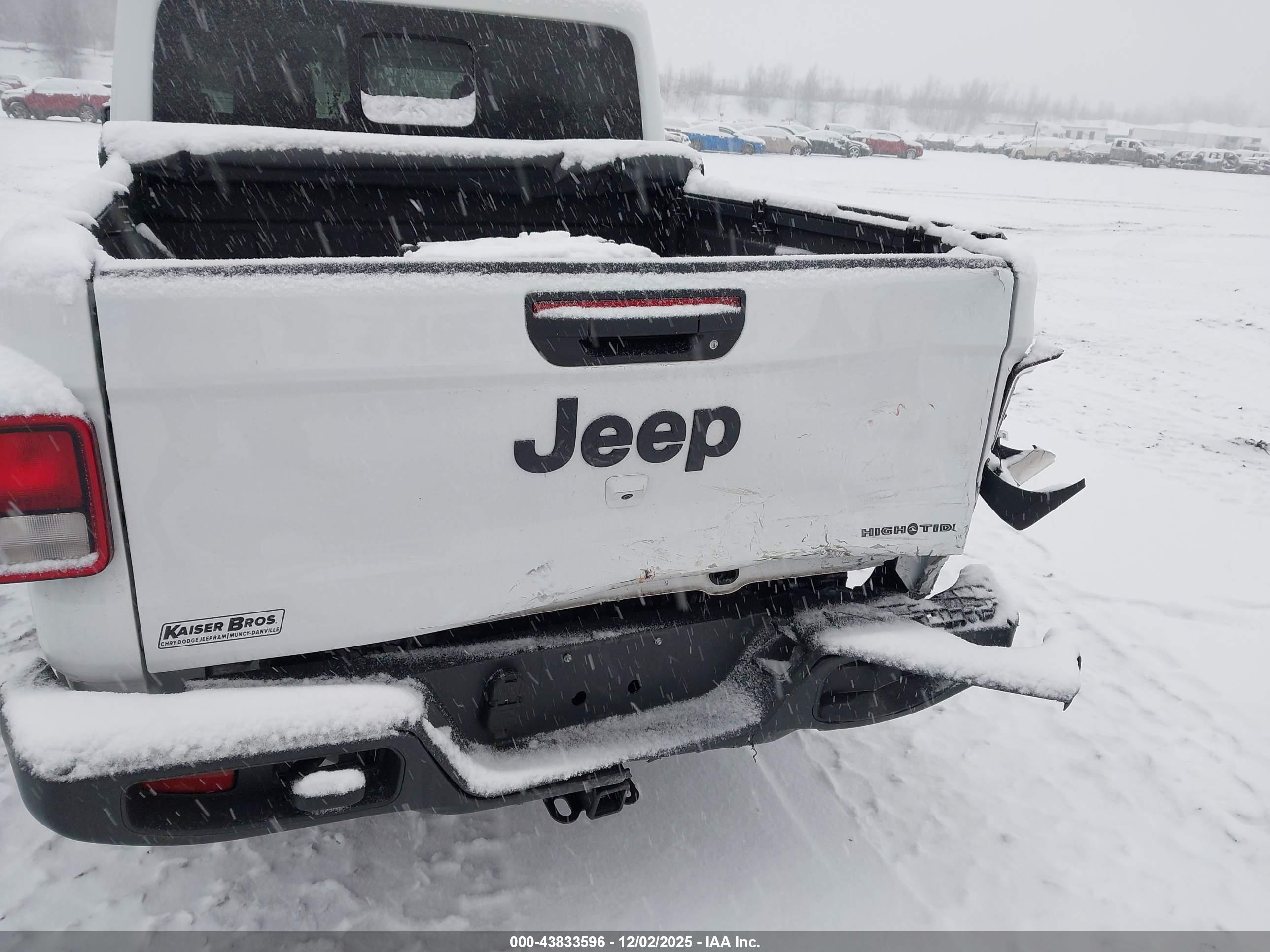 JEEP GLADIATOR image 6