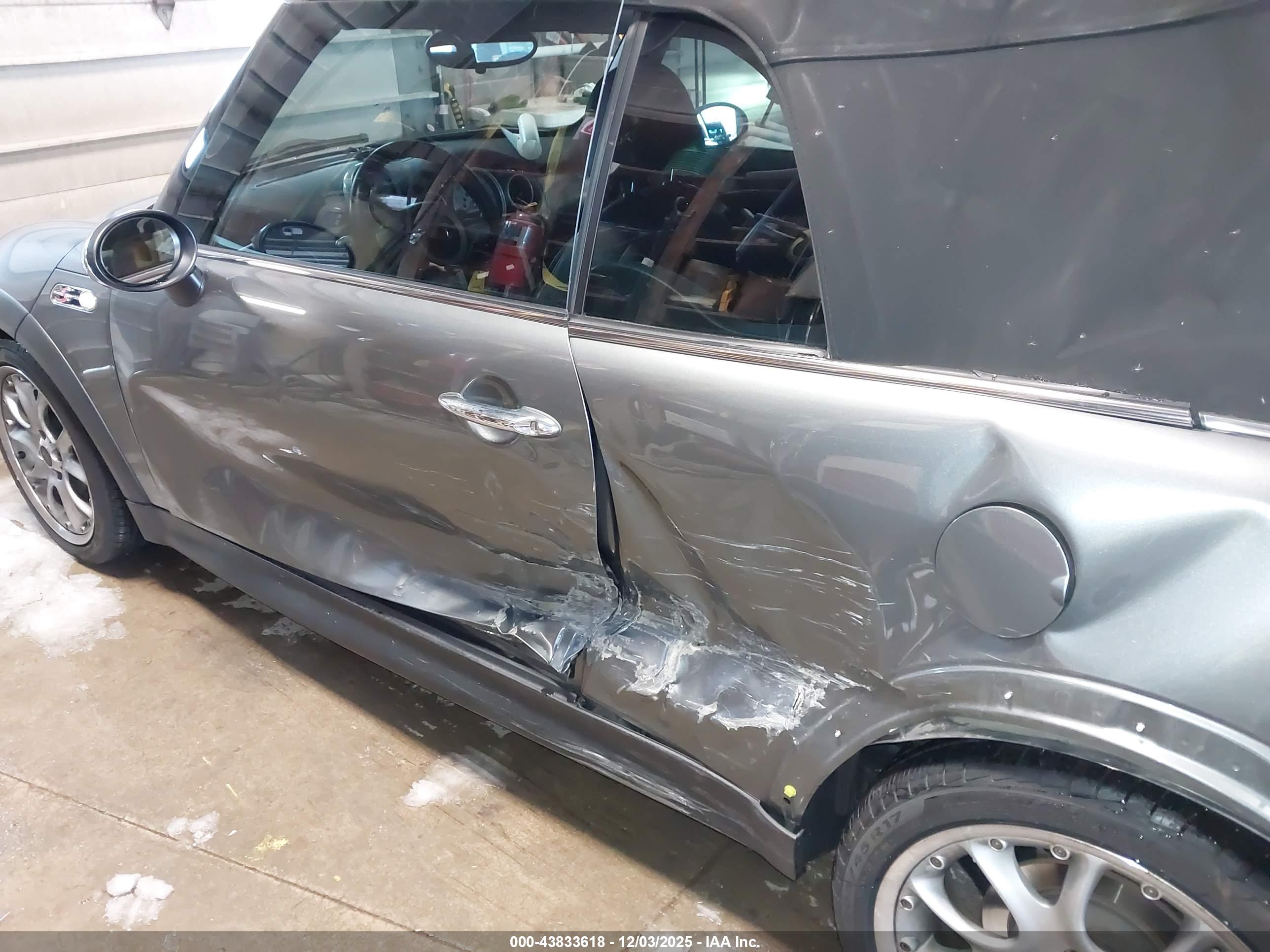 MINI COOPER image 6