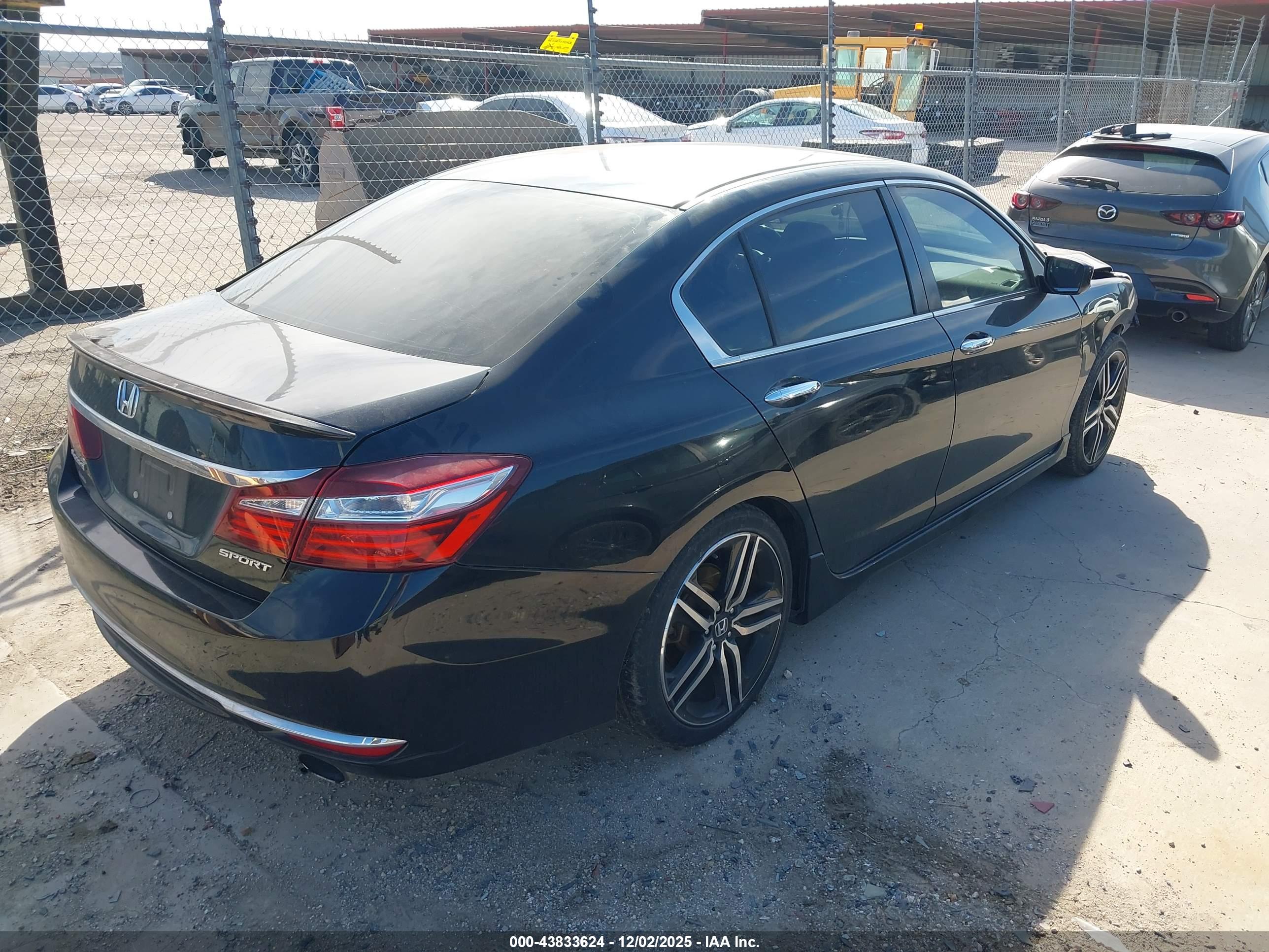 HONDA ACCORD image 4