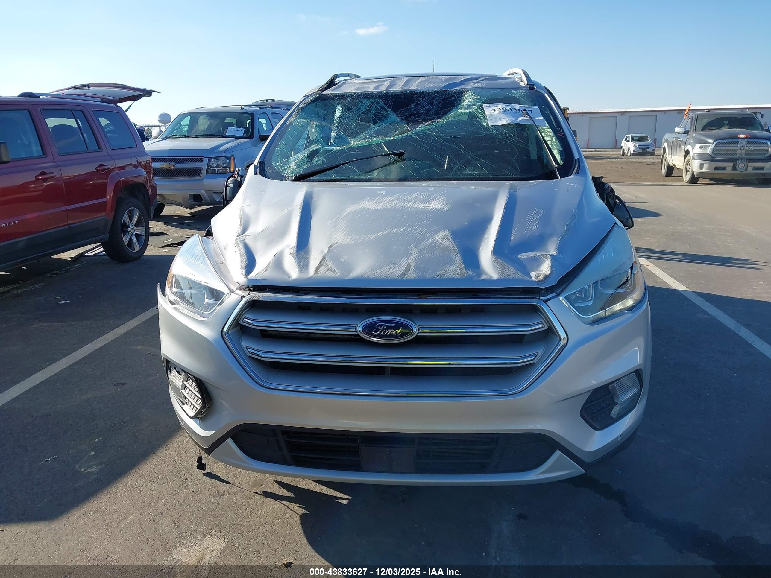 FORD ESCAPE image 6