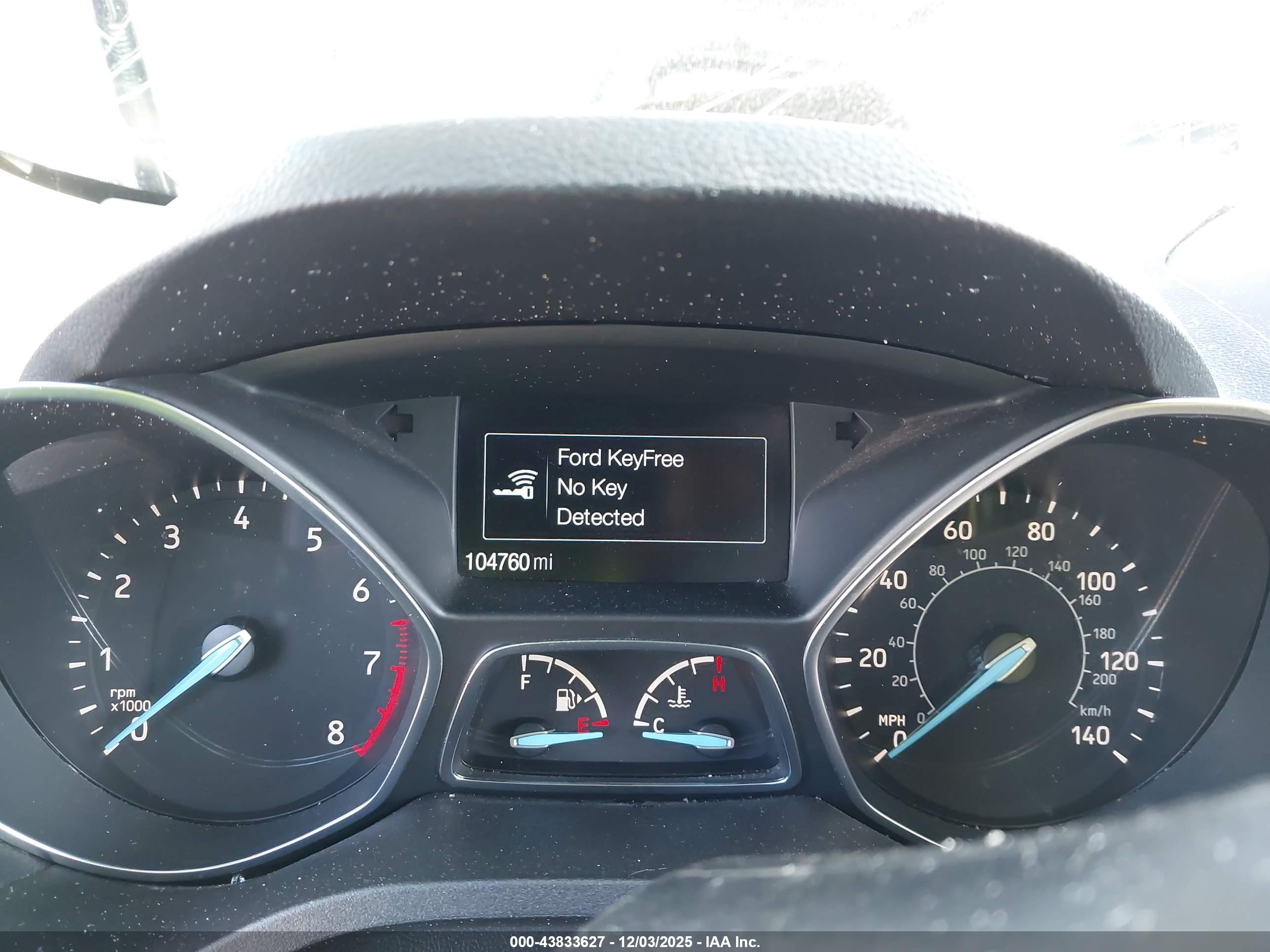 FORD ESCAPE image 7
