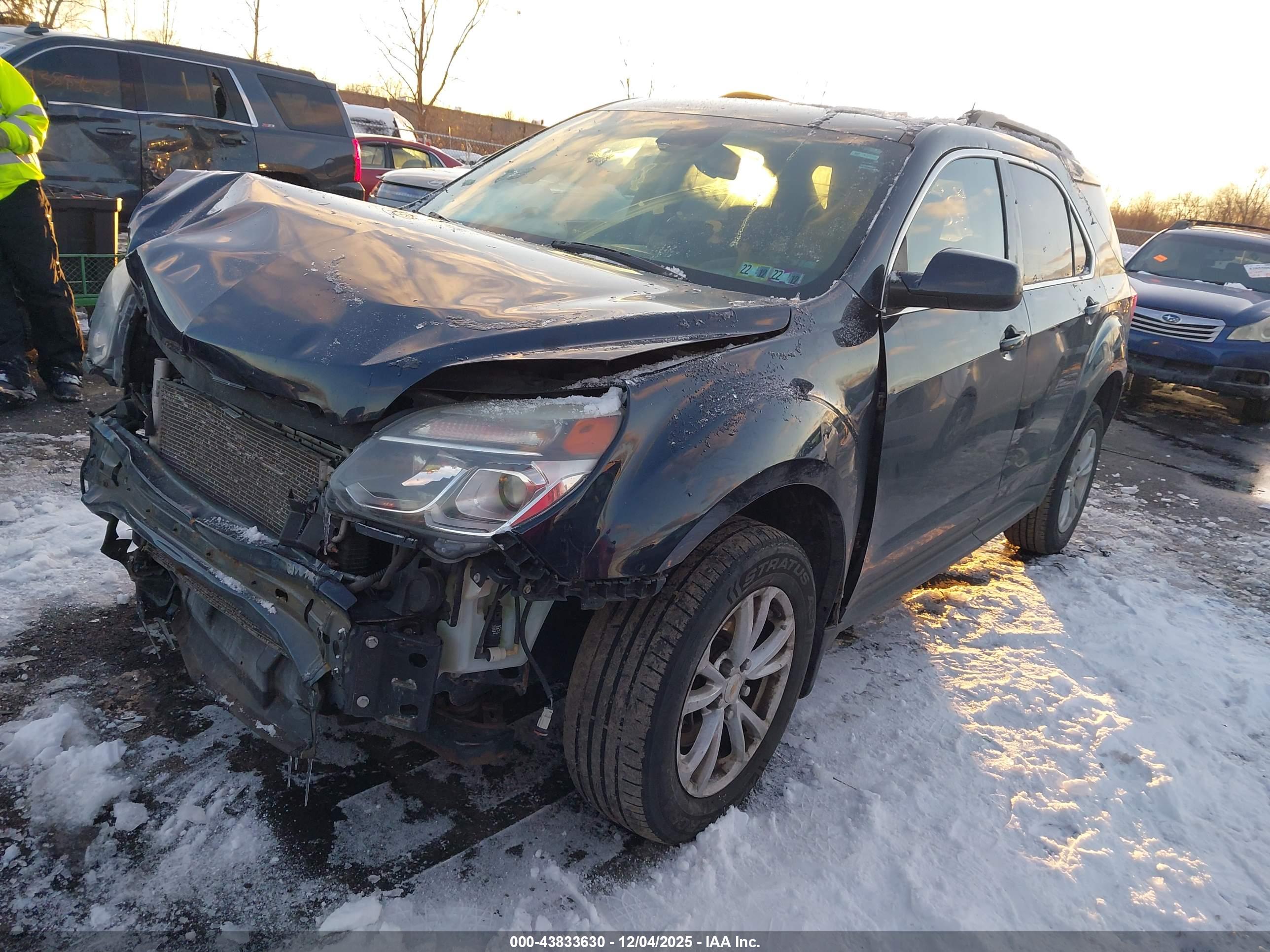 CHEVROLET EQUINOX image 2