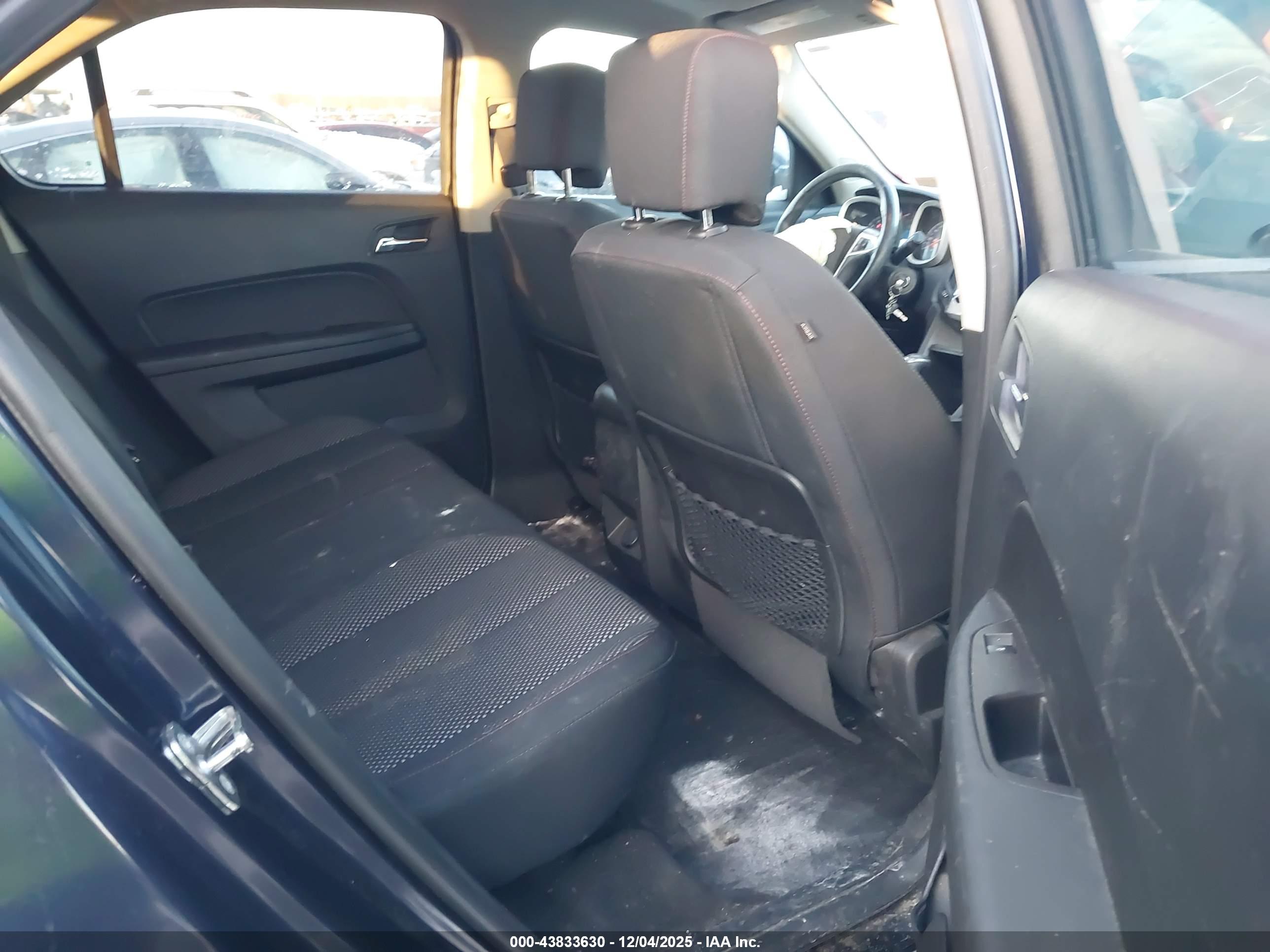 CHEVROLET EQUINOX image 8