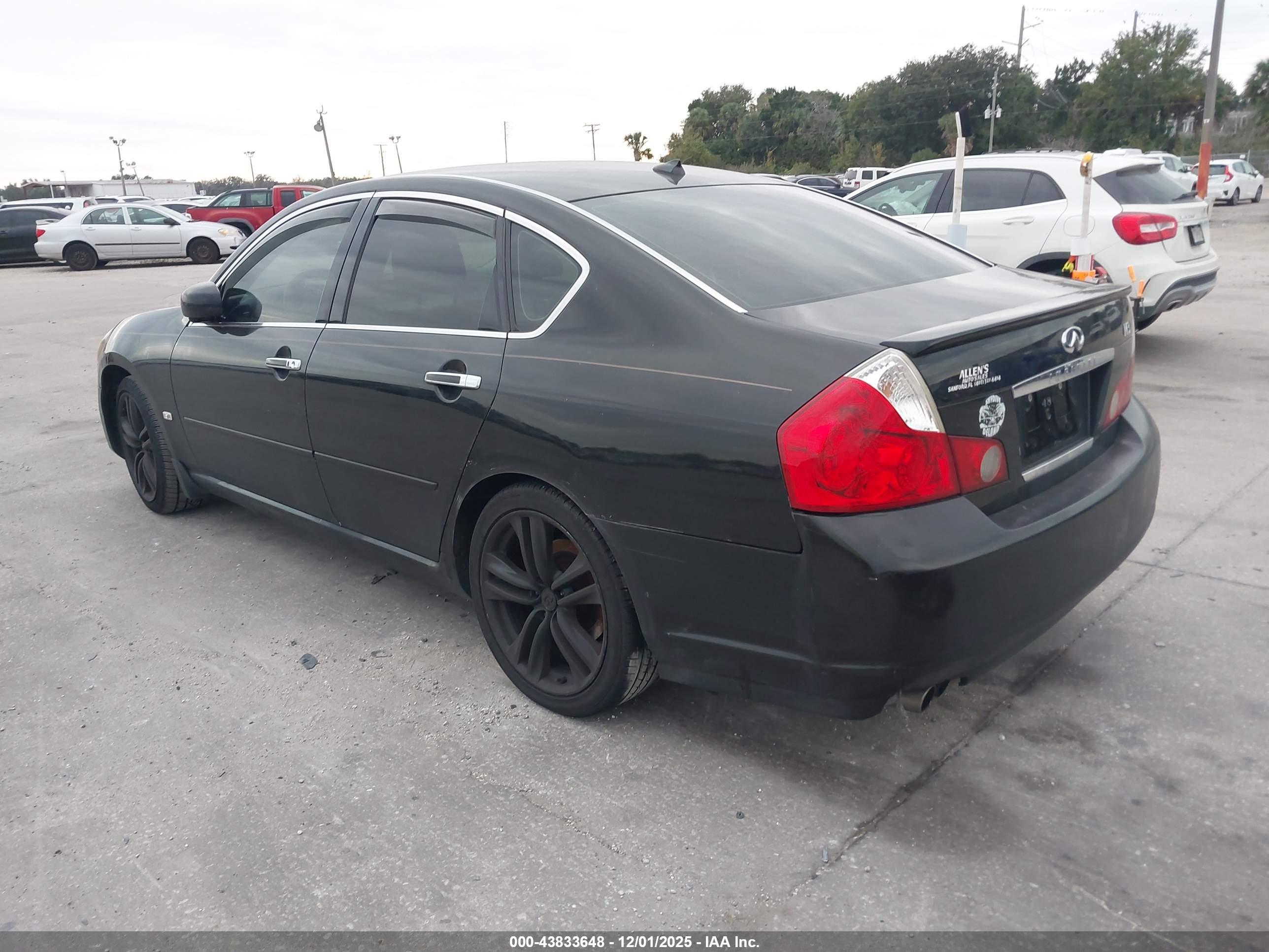 INFINITI M35 image 3