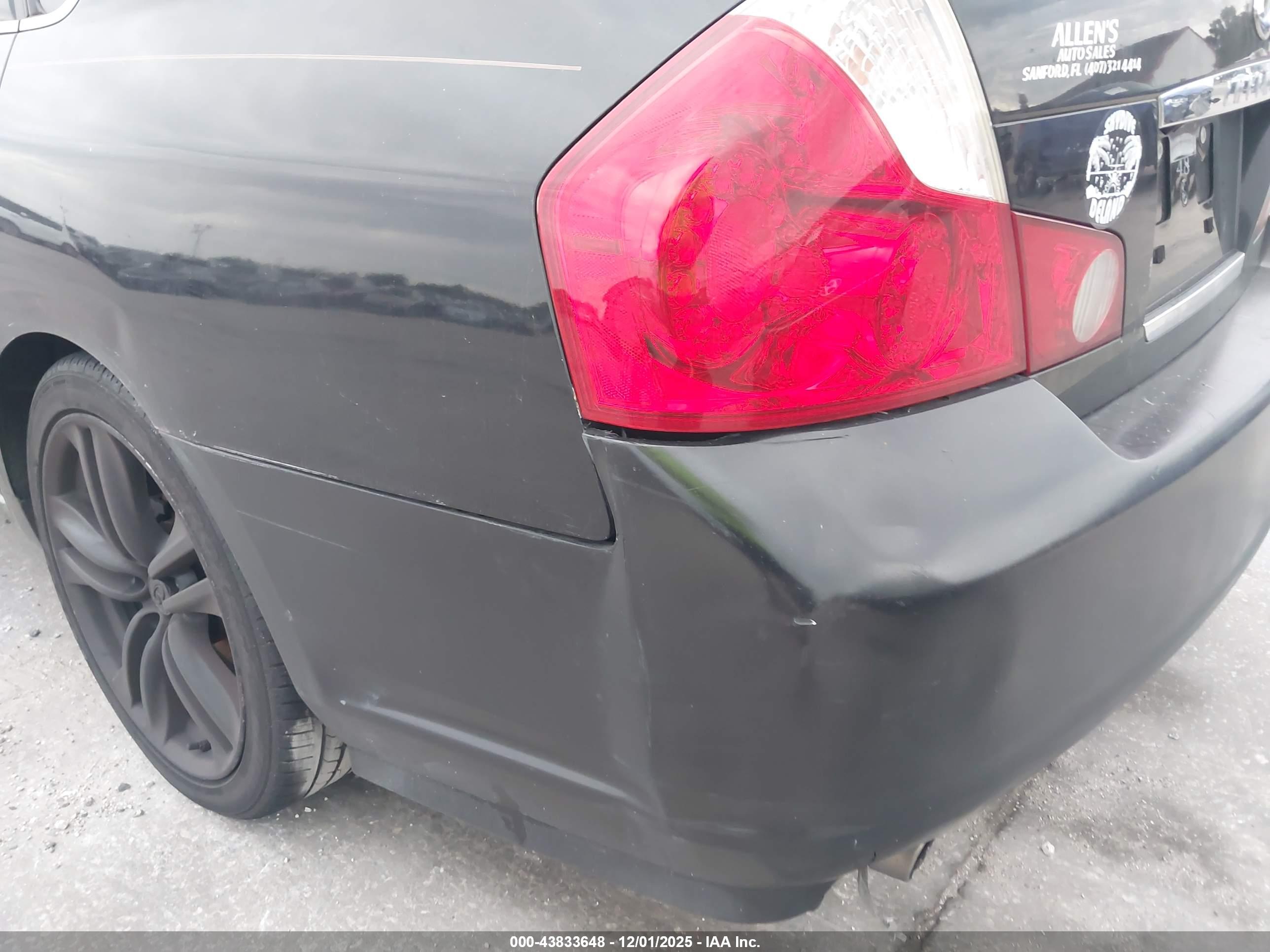 INFINITI M35 image 6