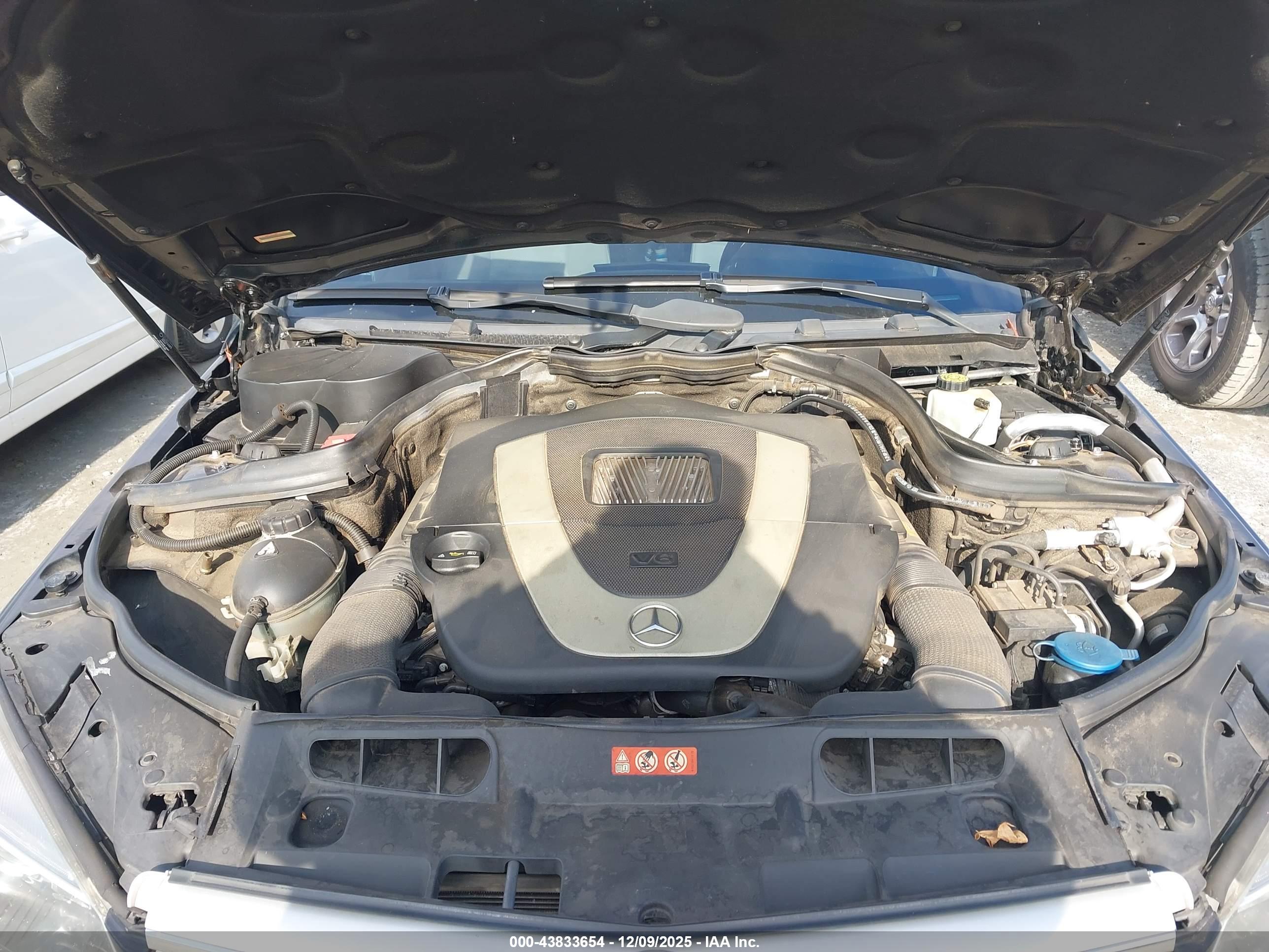 MERCEDES-BENZ C image 10