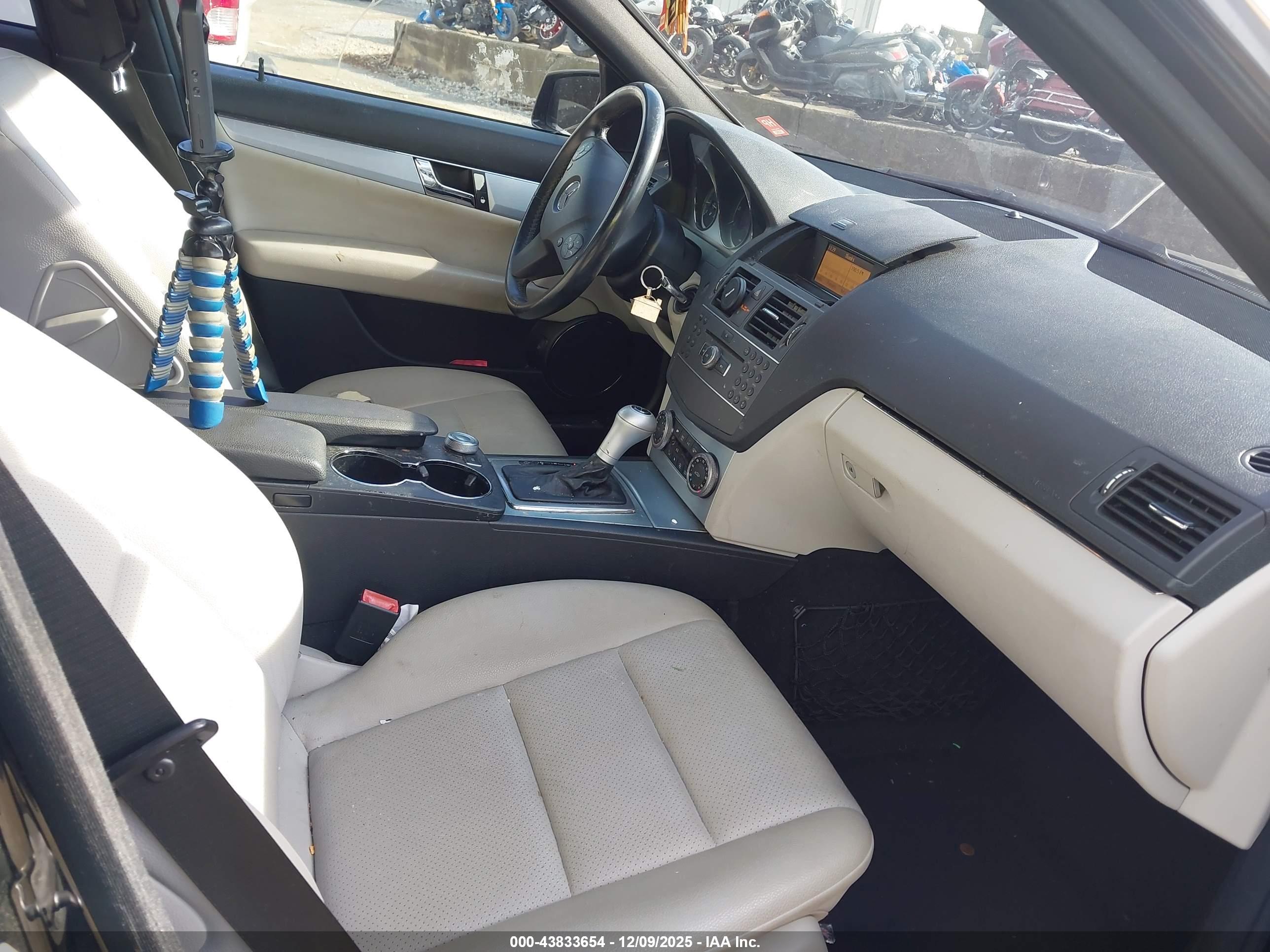 MERCEDES-BENZ C image 5