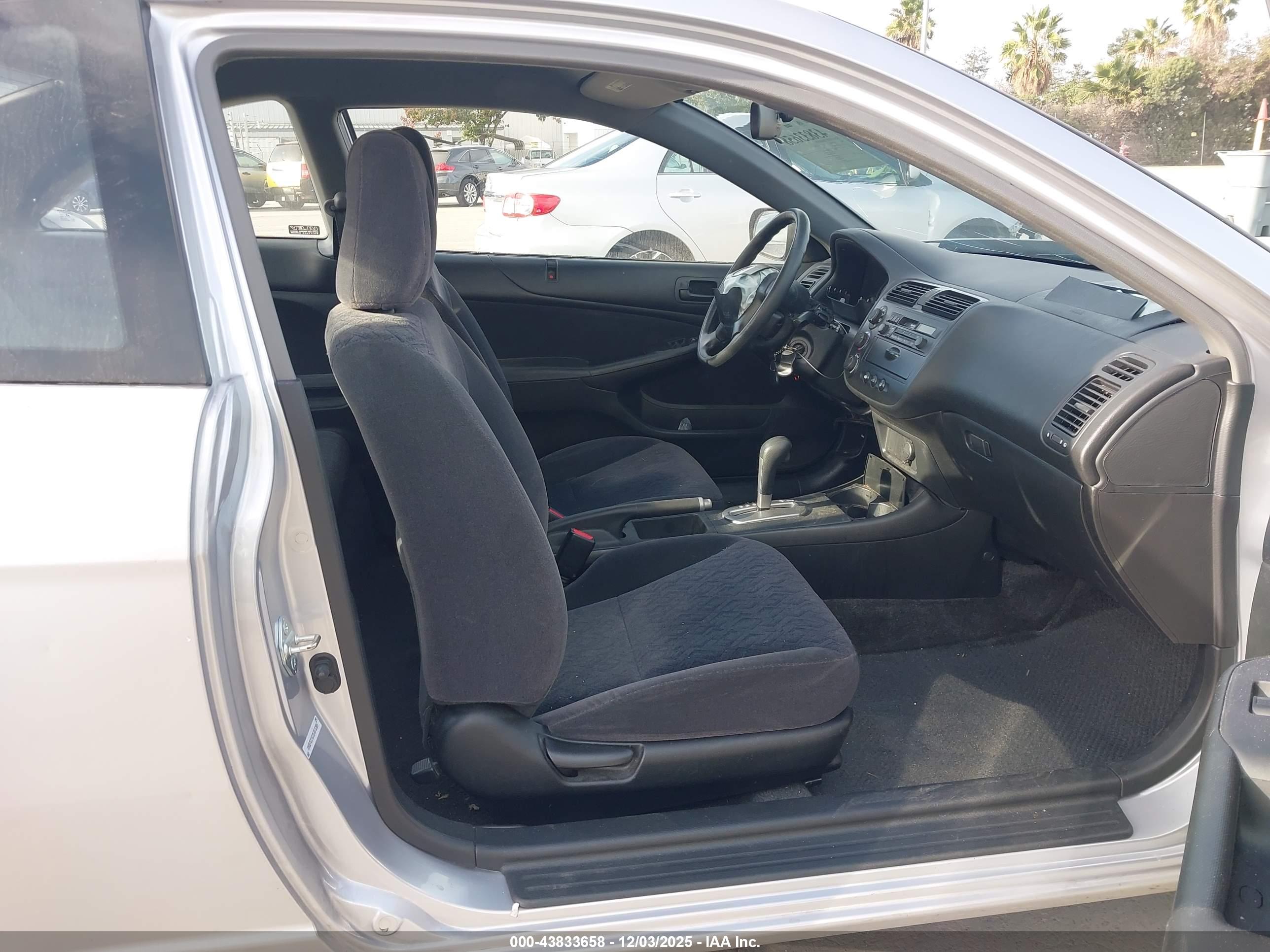 HONDA CIVIC image 5