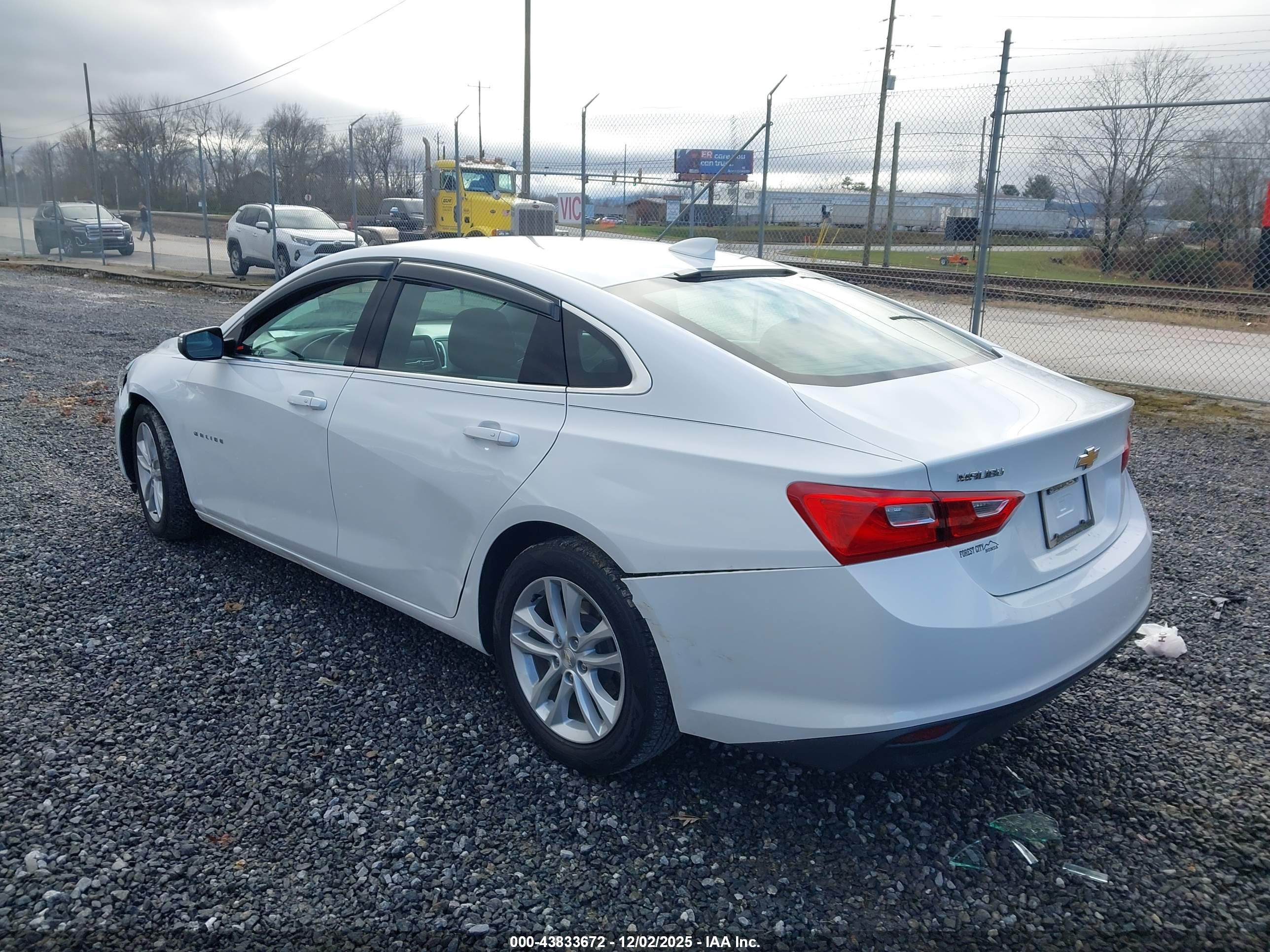 CHEVROLET MALIBU image 3