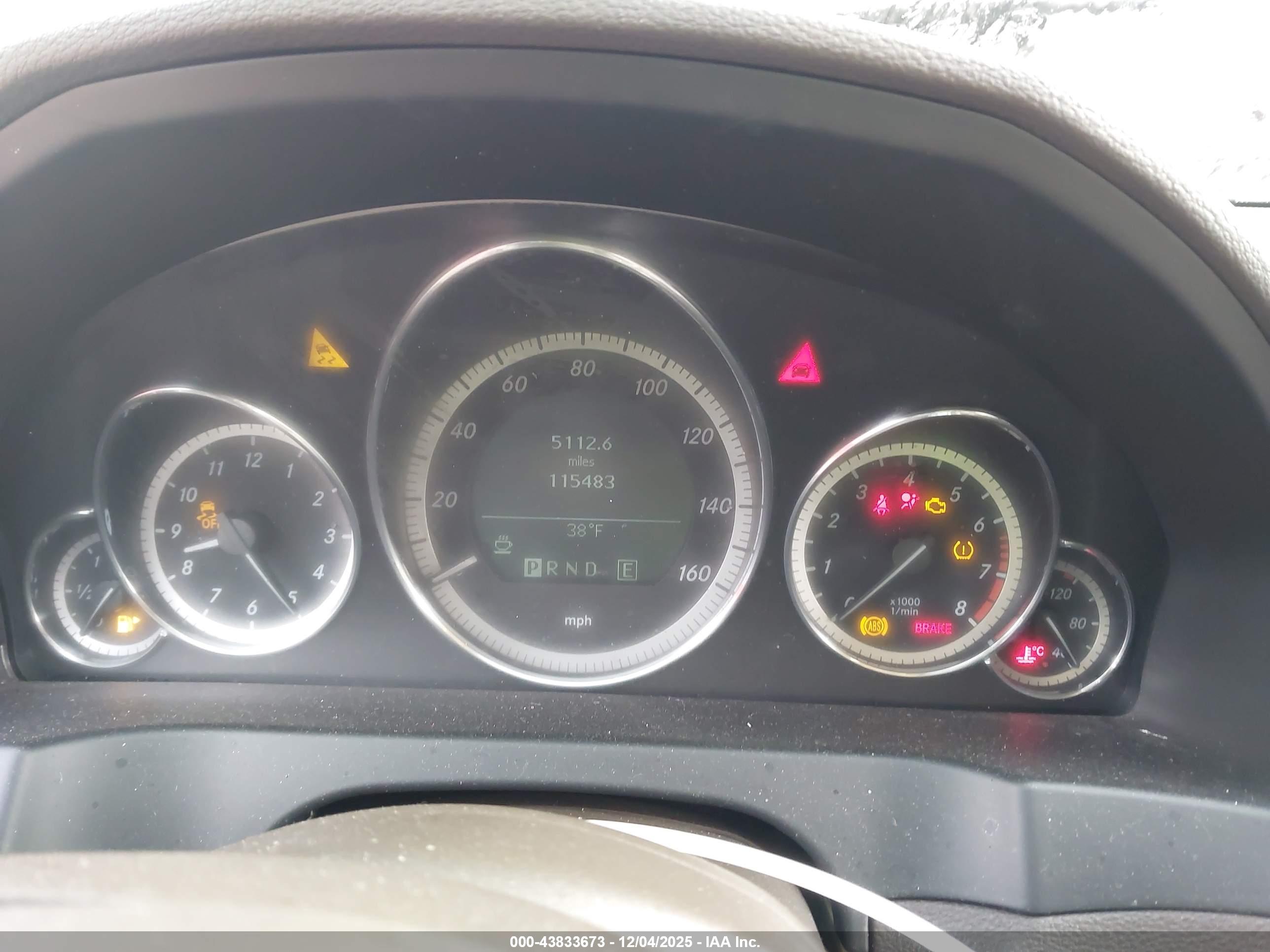 MERCEDES-BENZ E image 7