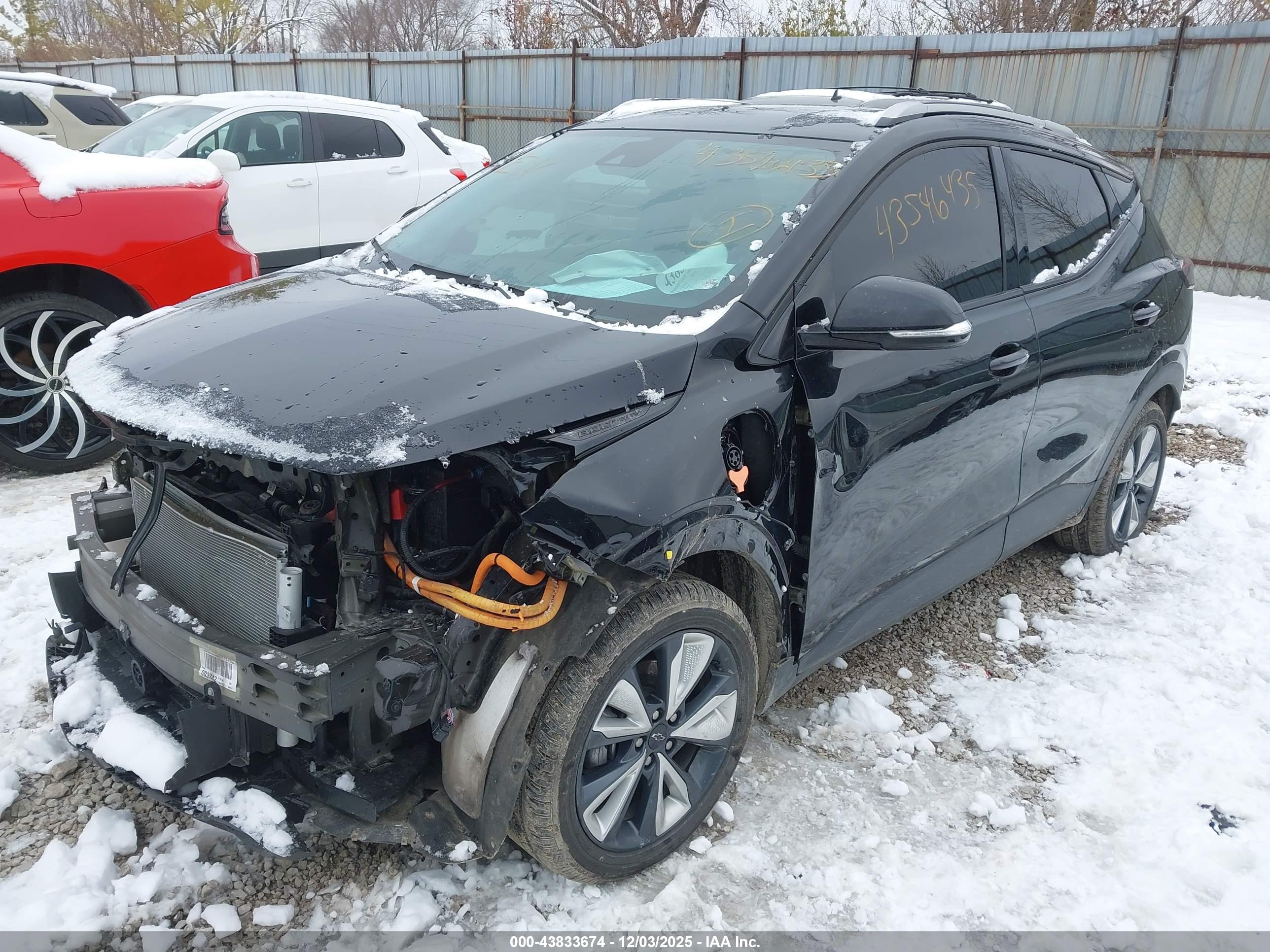CHEVROLET BOLT image 2