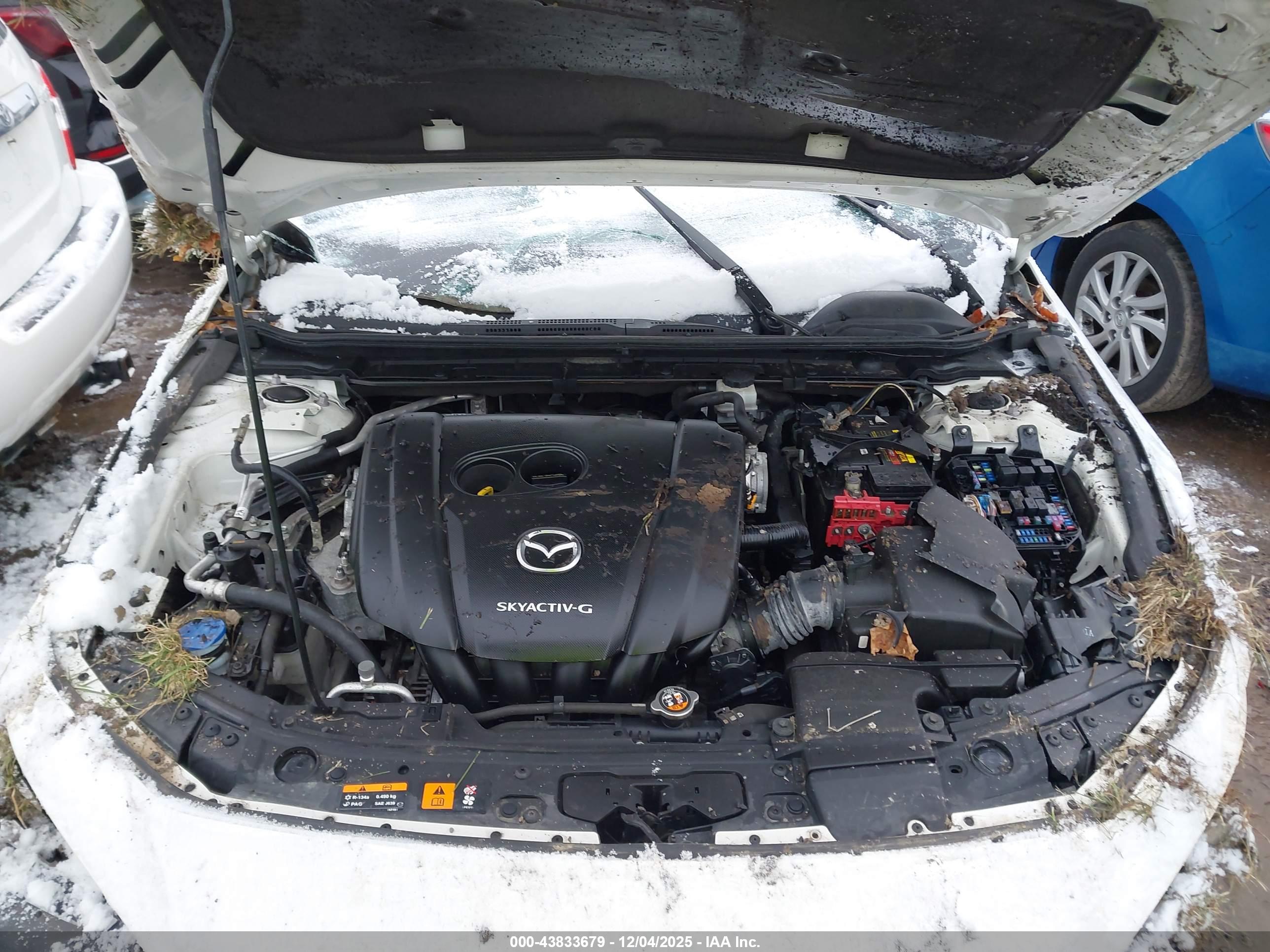 MAZDA MAZDA3 image 10