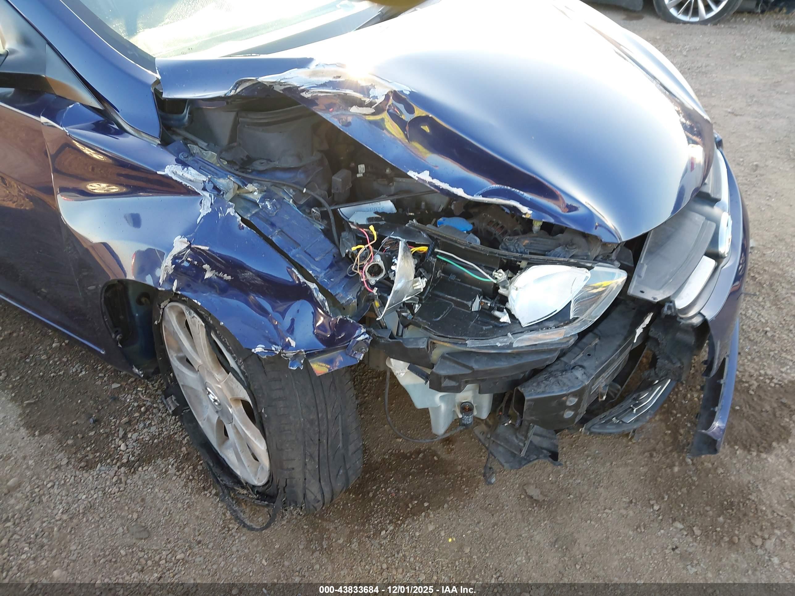 HYUNDAI ELANTRA image 6