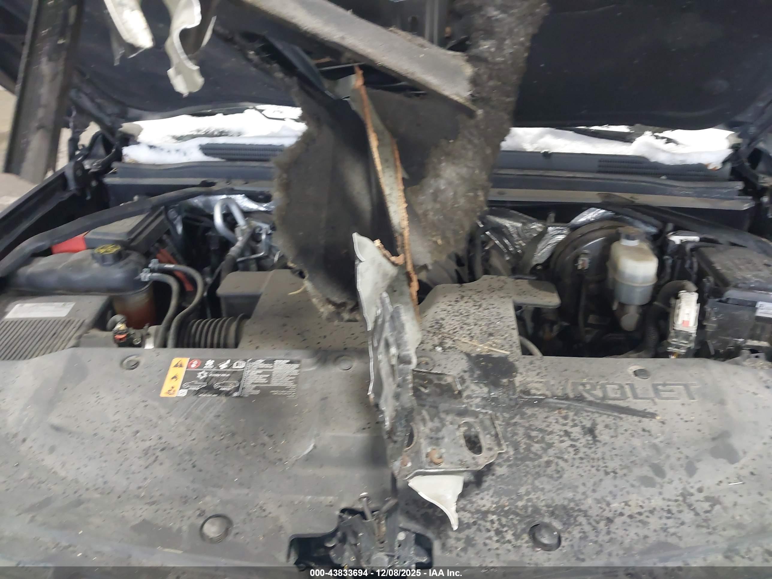 CHEVROLET TAHOE image 10
