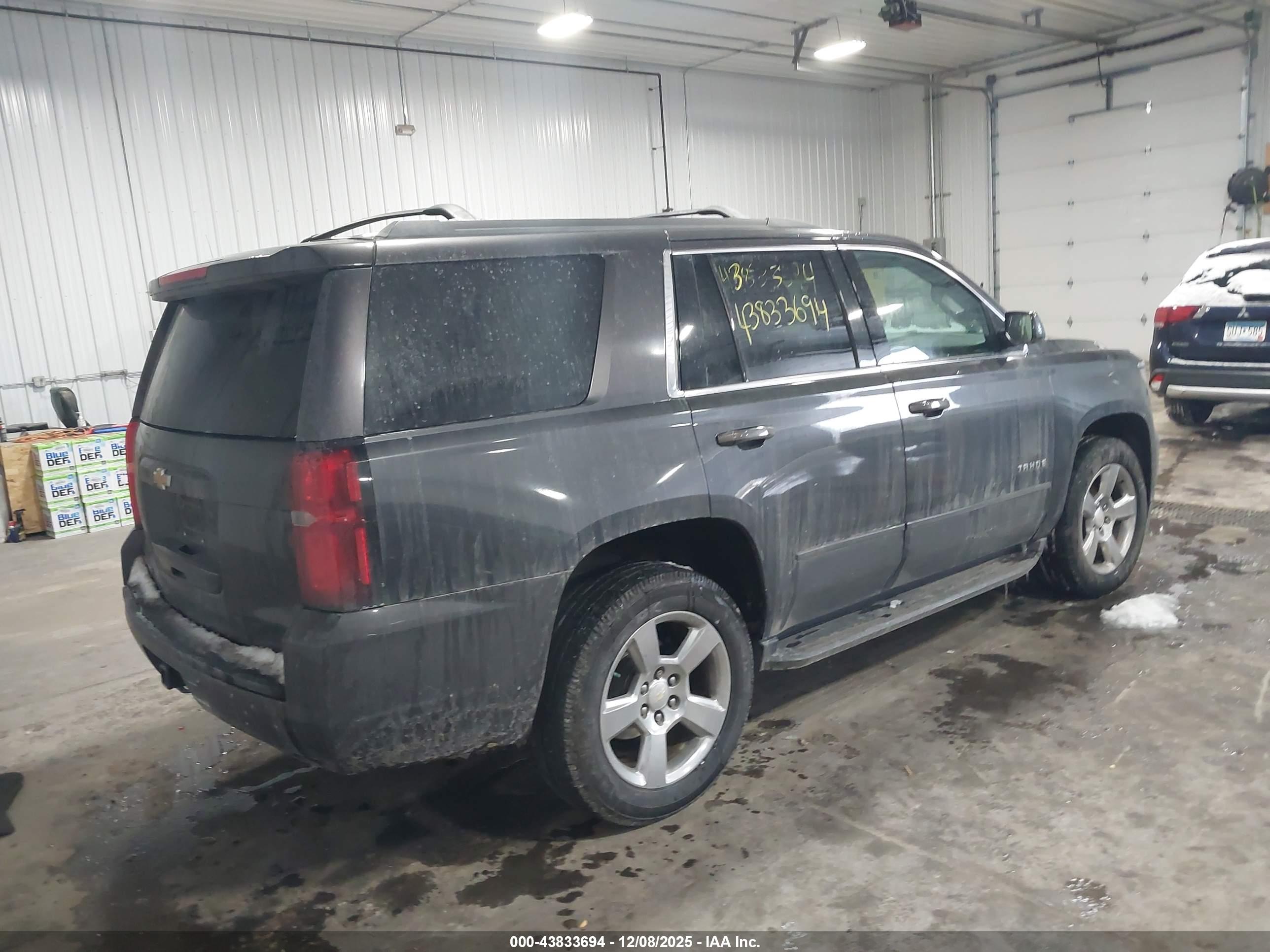 CHEVROLET TAHOE image 4
