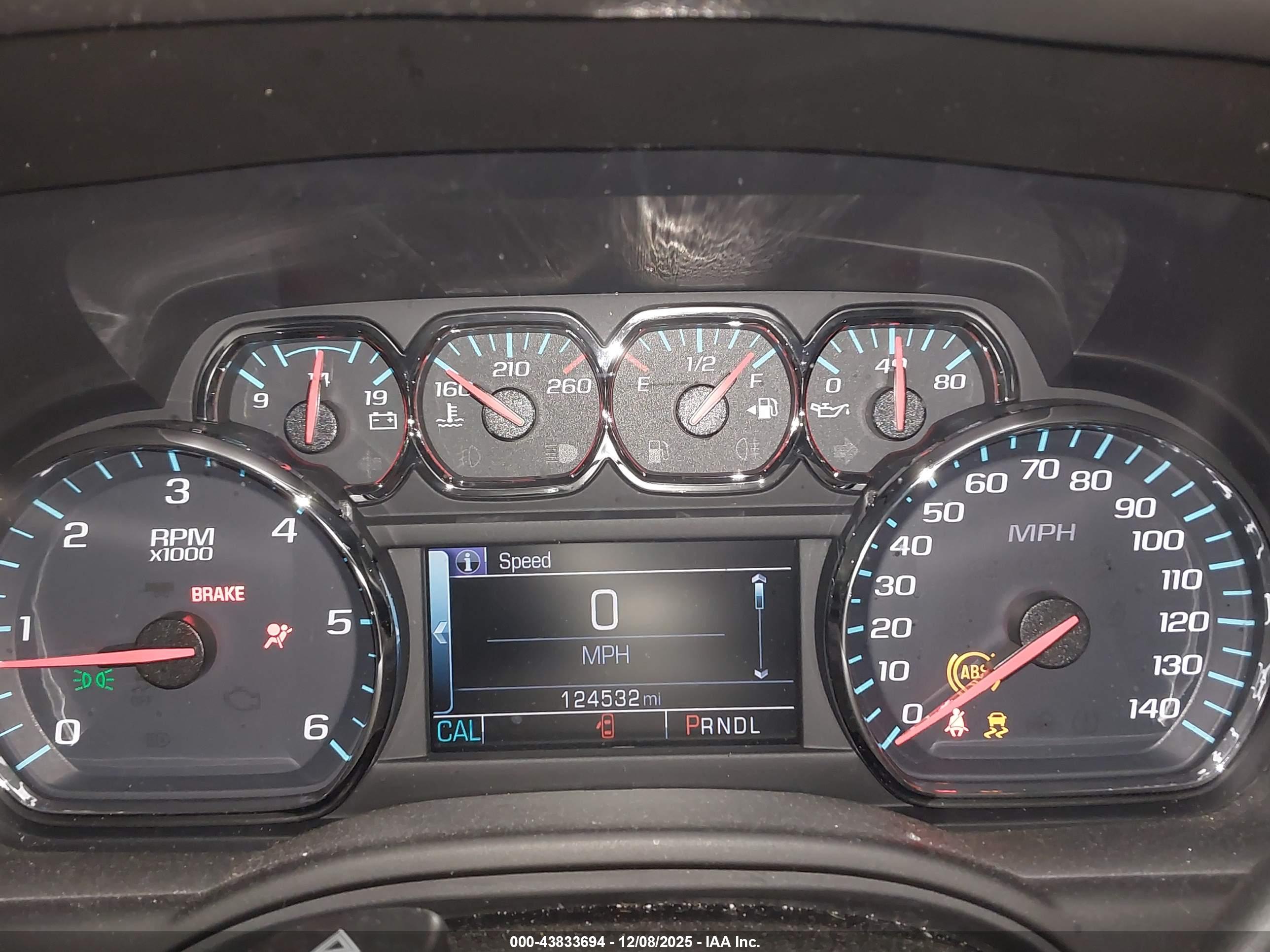 CHEVROLET TAHOE image 7