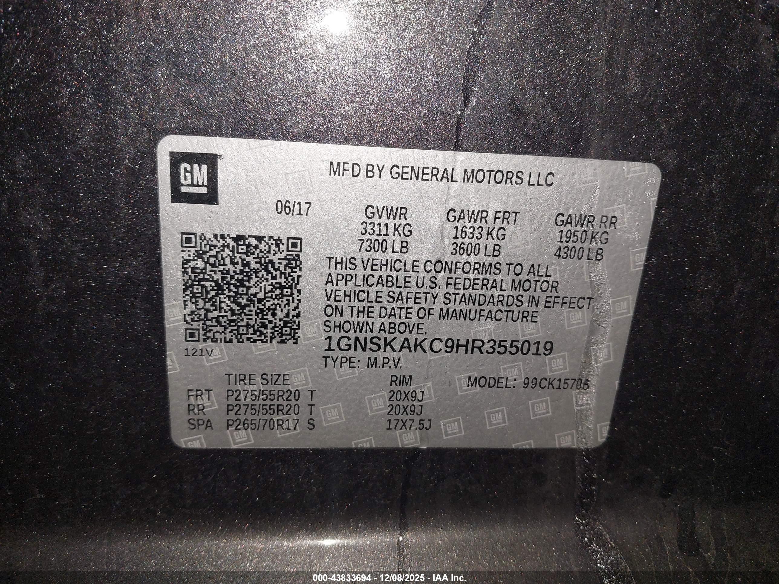 CHEVROLET TAHOE image 9