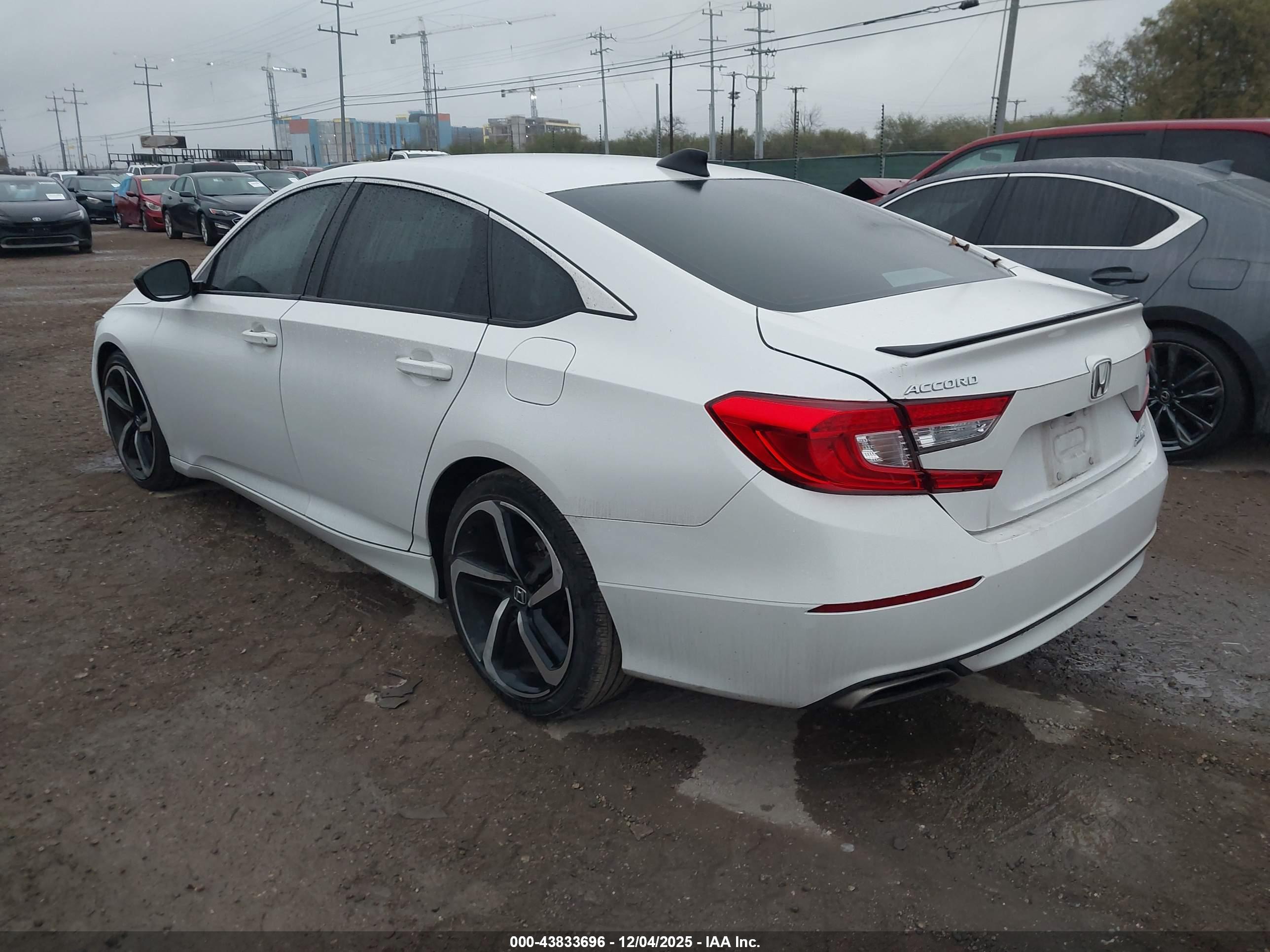 HONDA ACCORD image 3