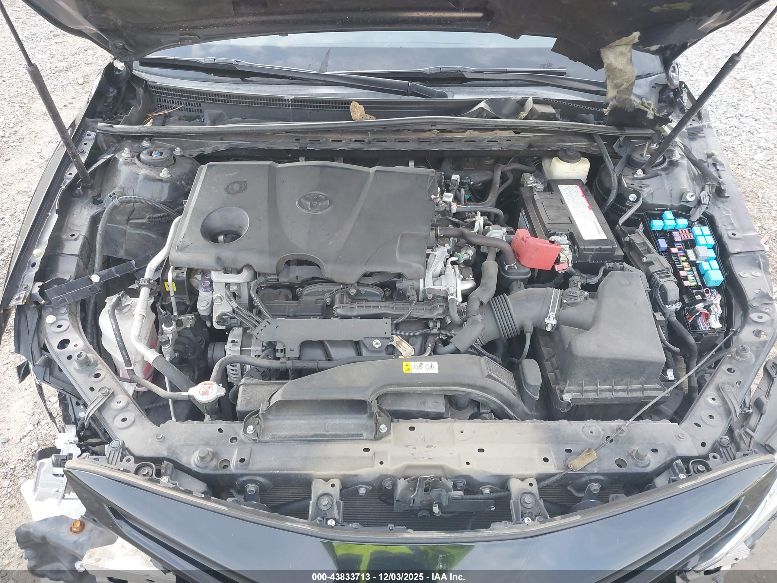TOYOTA CAMRY image 10