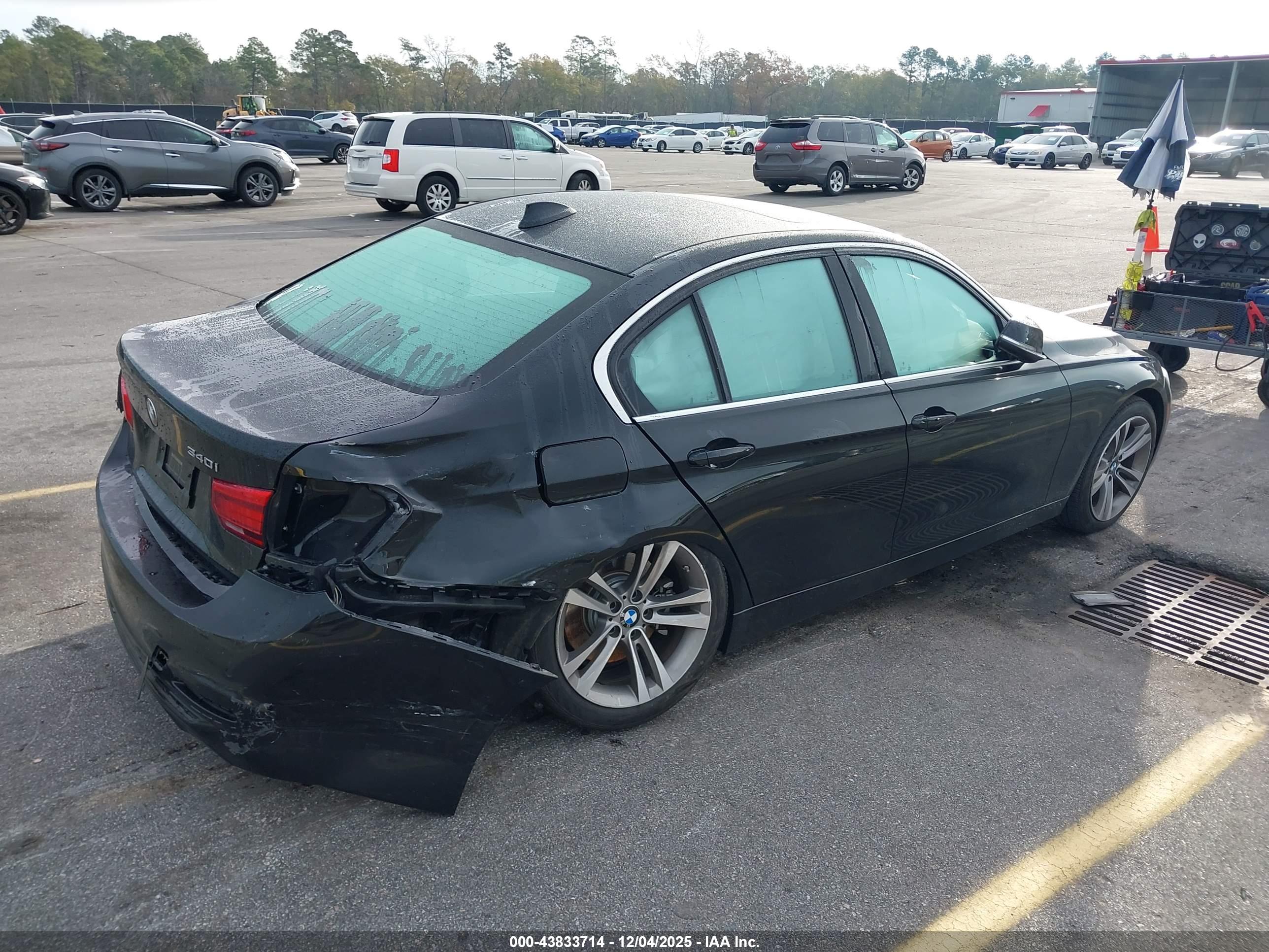 BMW 340I image 4