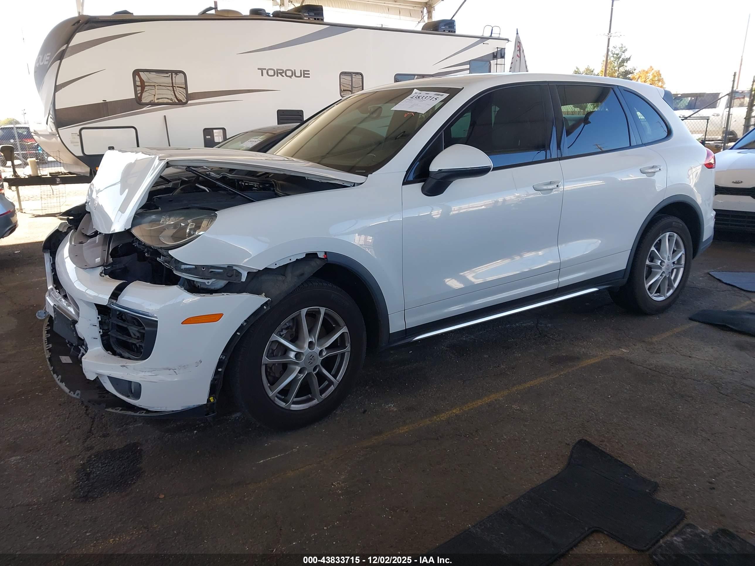 PORSCHE CAYENNE image 2