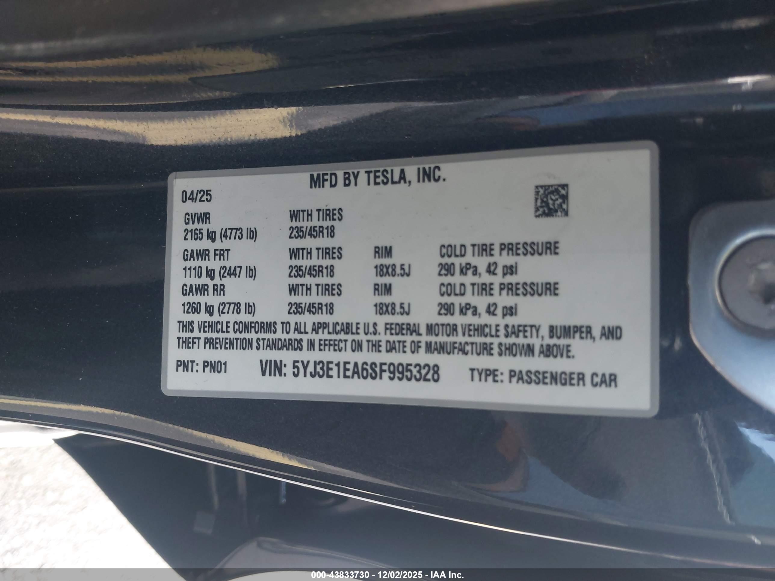 TESLA MODEL image 9