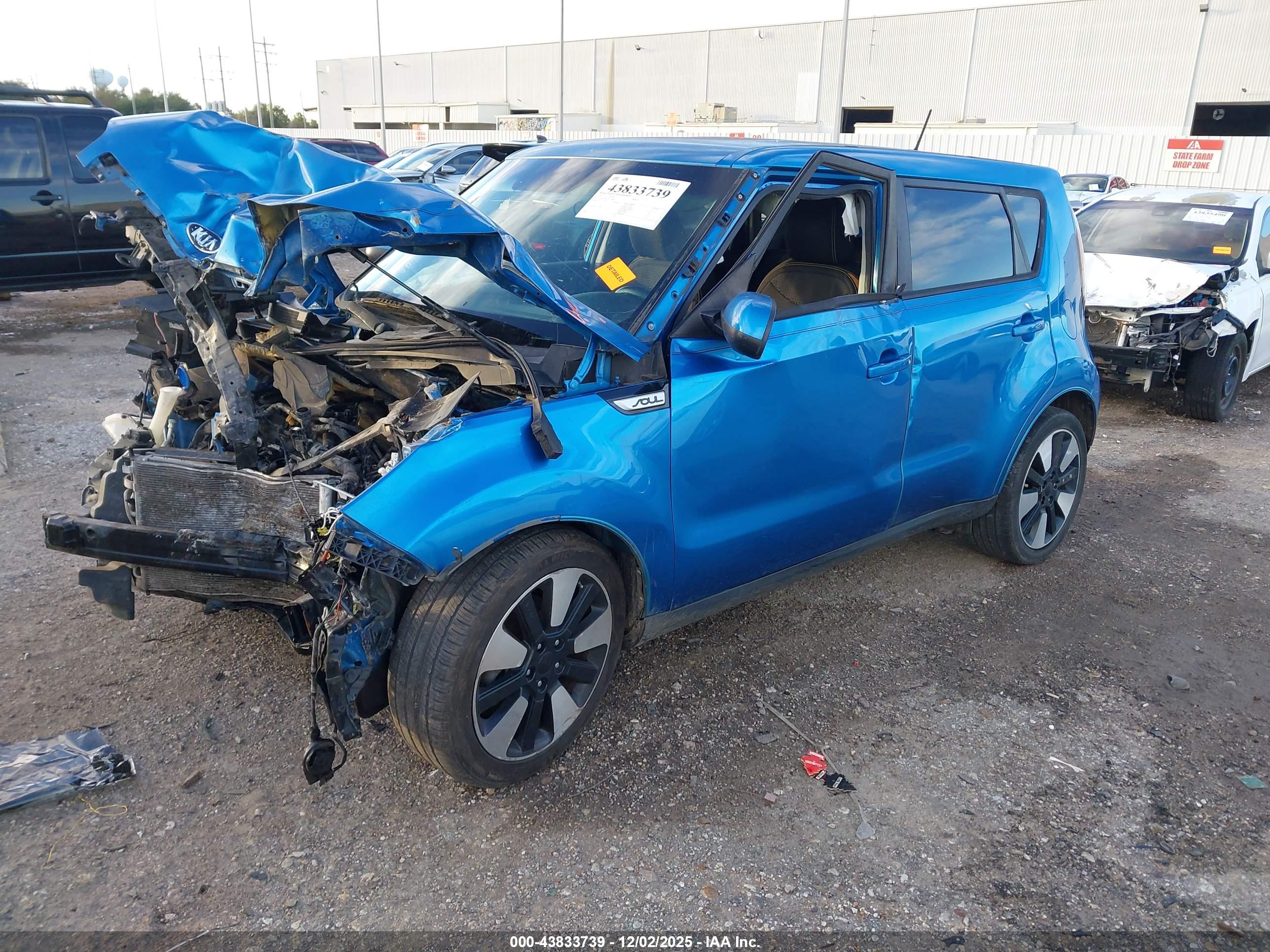 KIA SOUL image 2