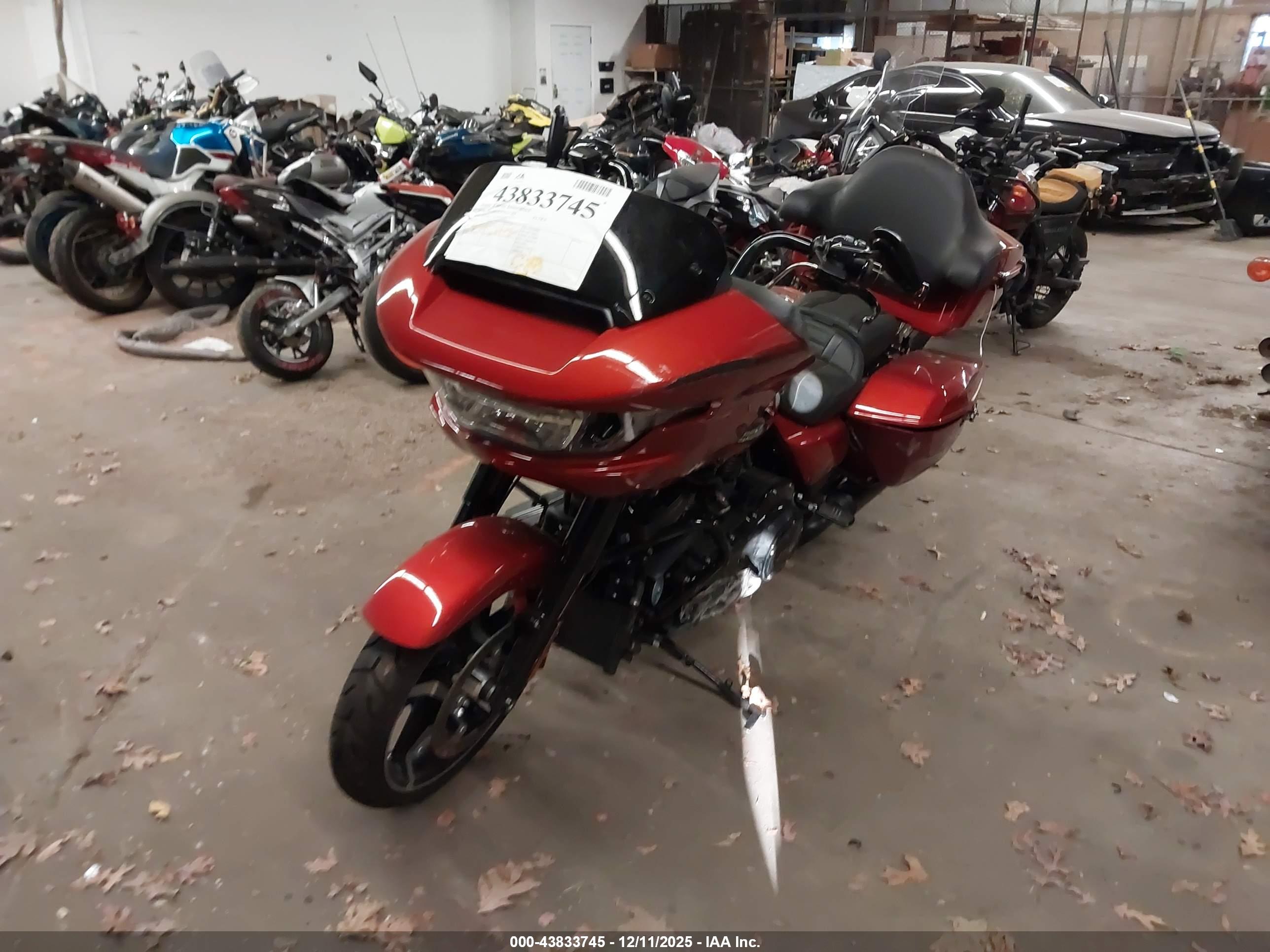 HARLEY-DAVIDSON FLTRX image 2