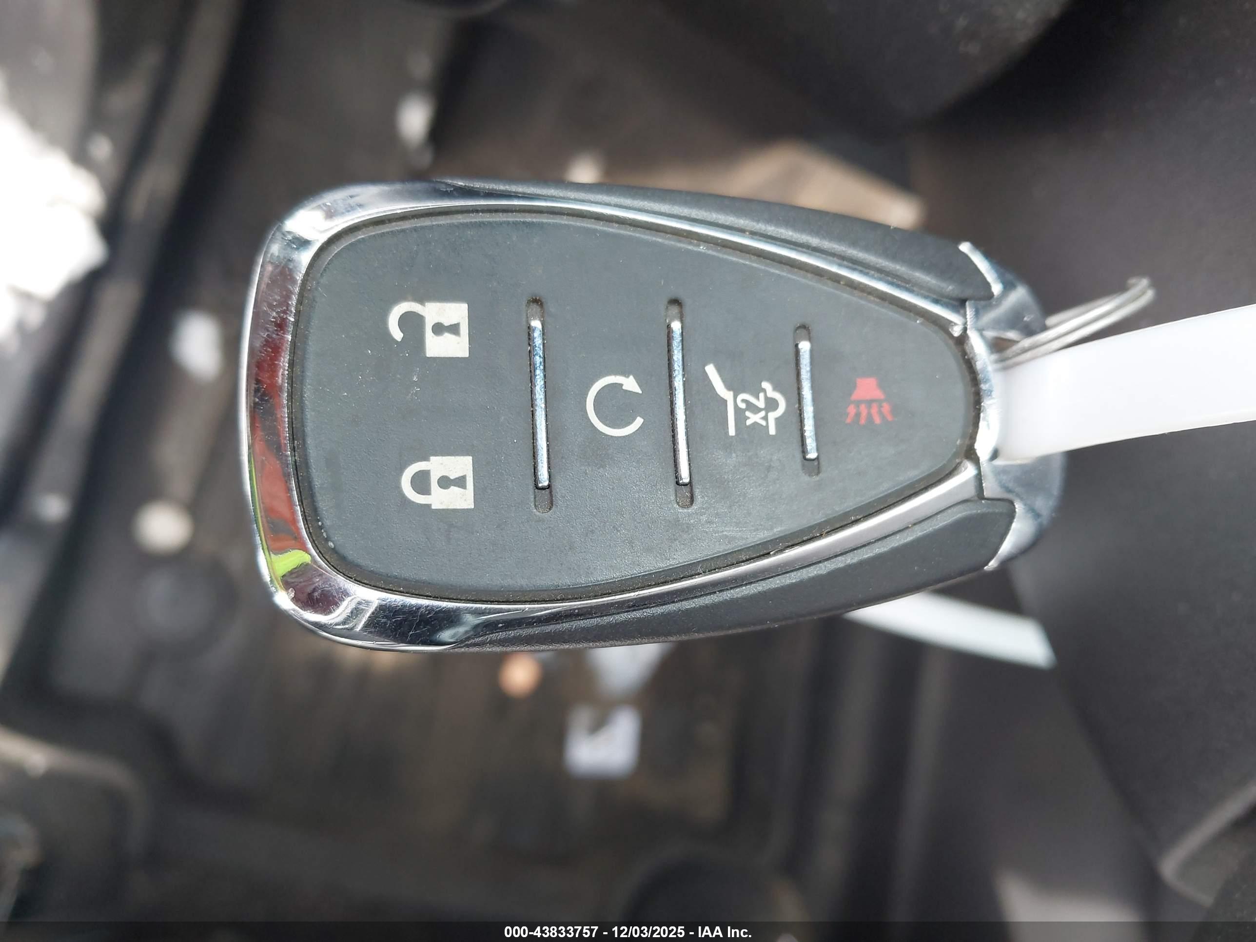 CHEVROLET EQUINOX image 11