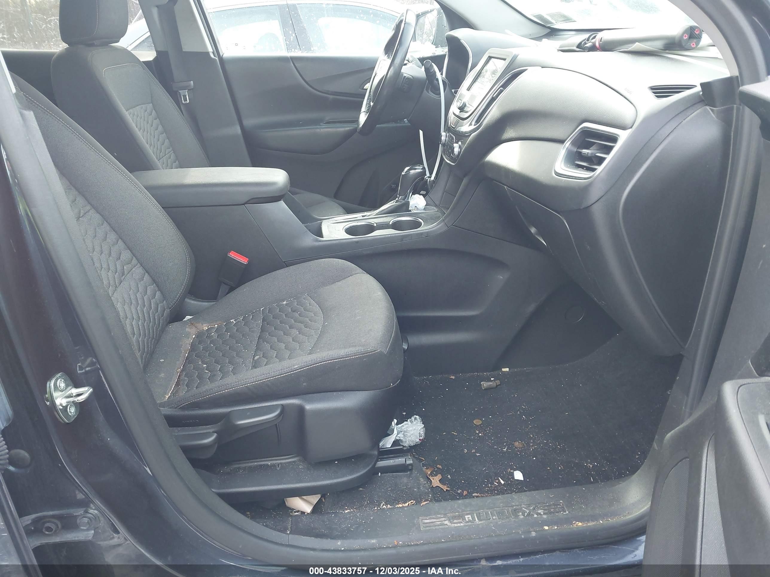 CHEVROLET EQUINOX image 5