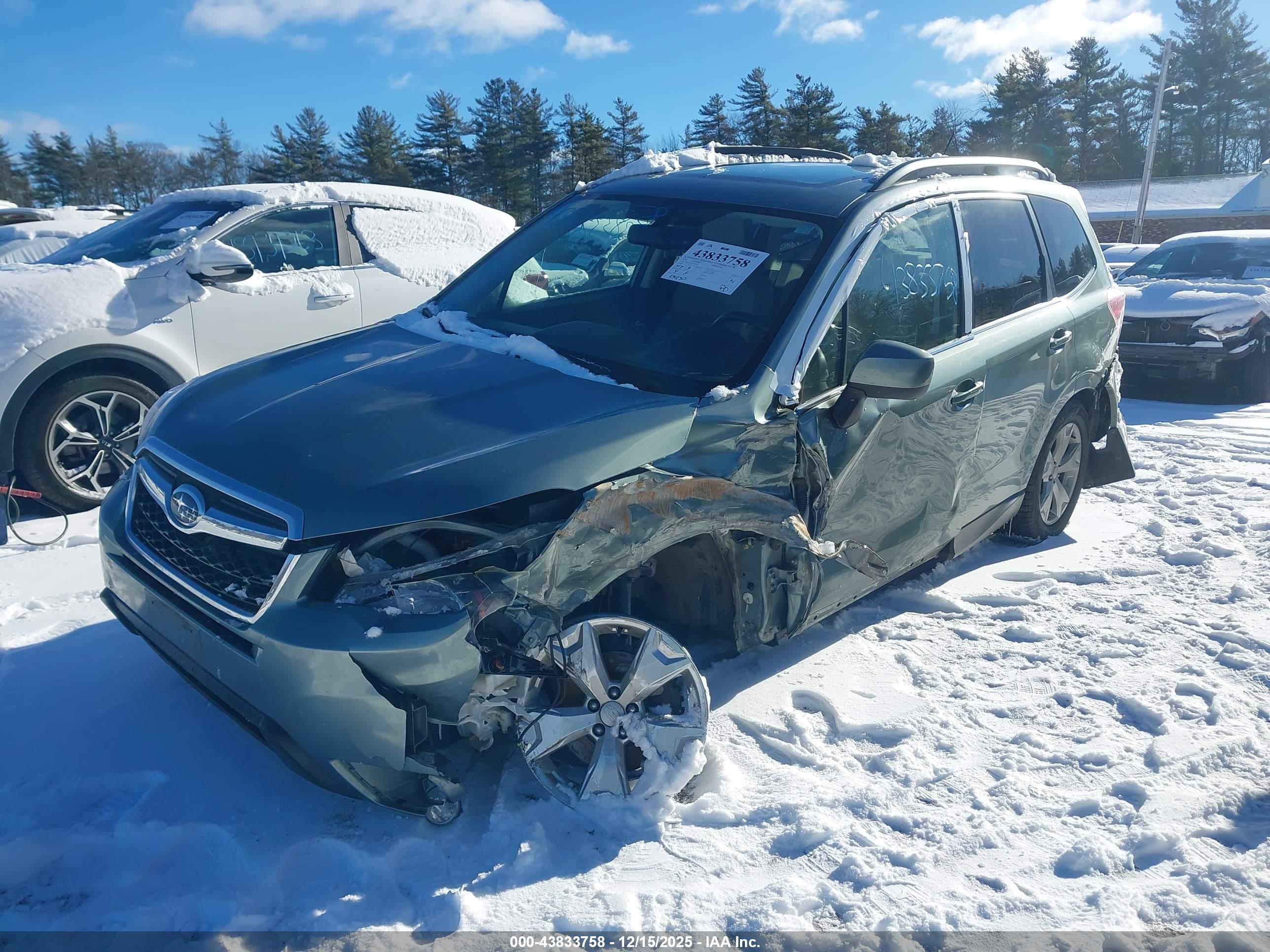SUBARU FORESTER image 6