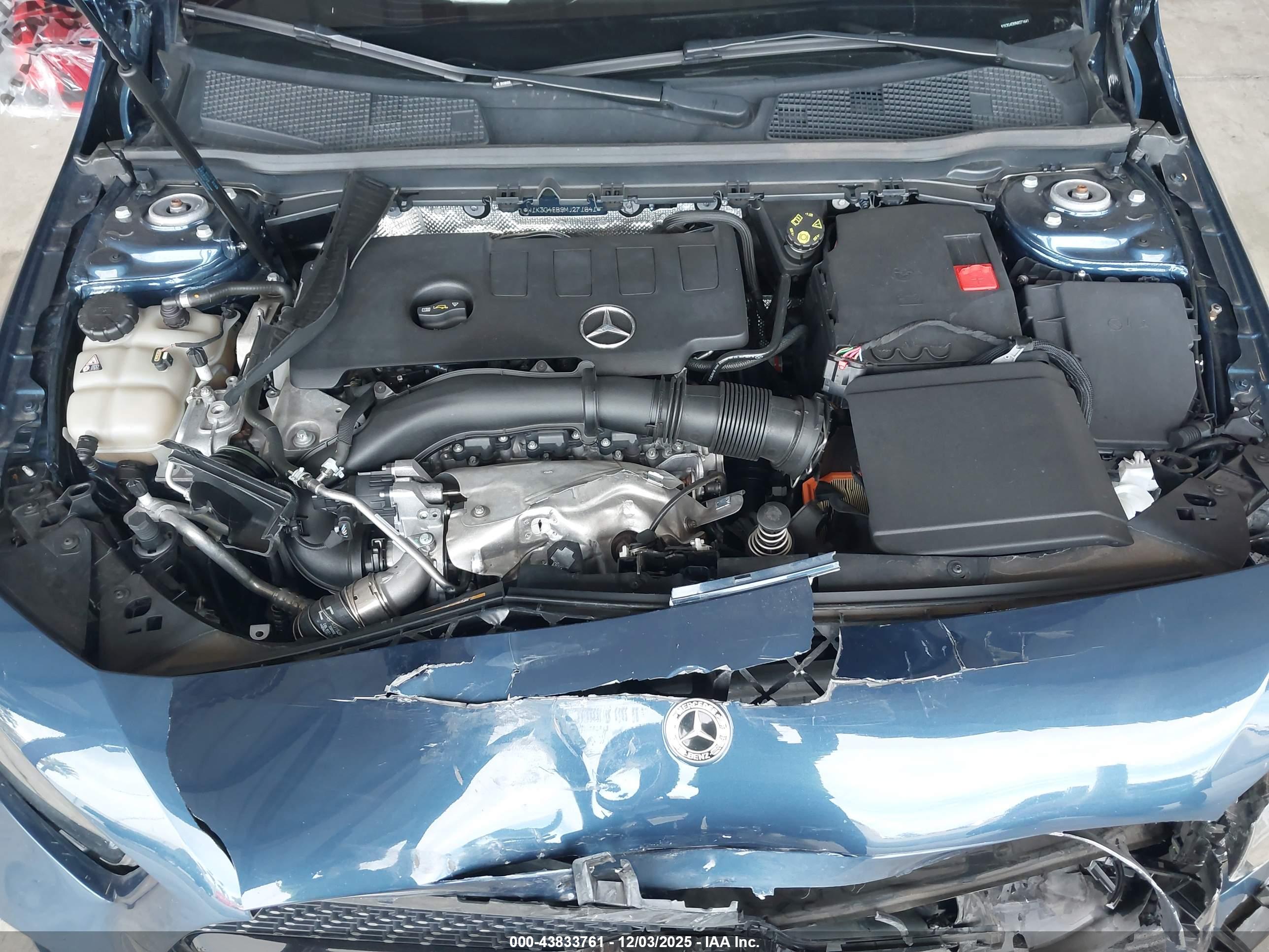 MERCEDES-BENZ A image 10