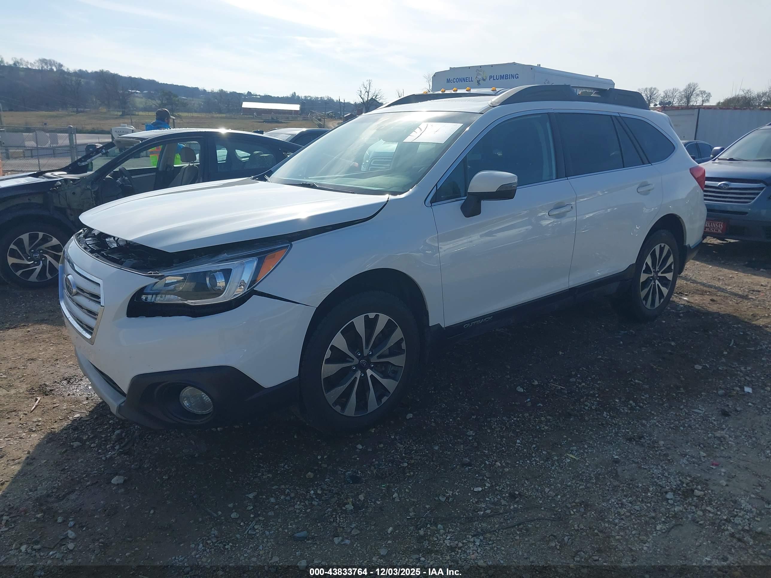 SUBARU OUTBACK image 2