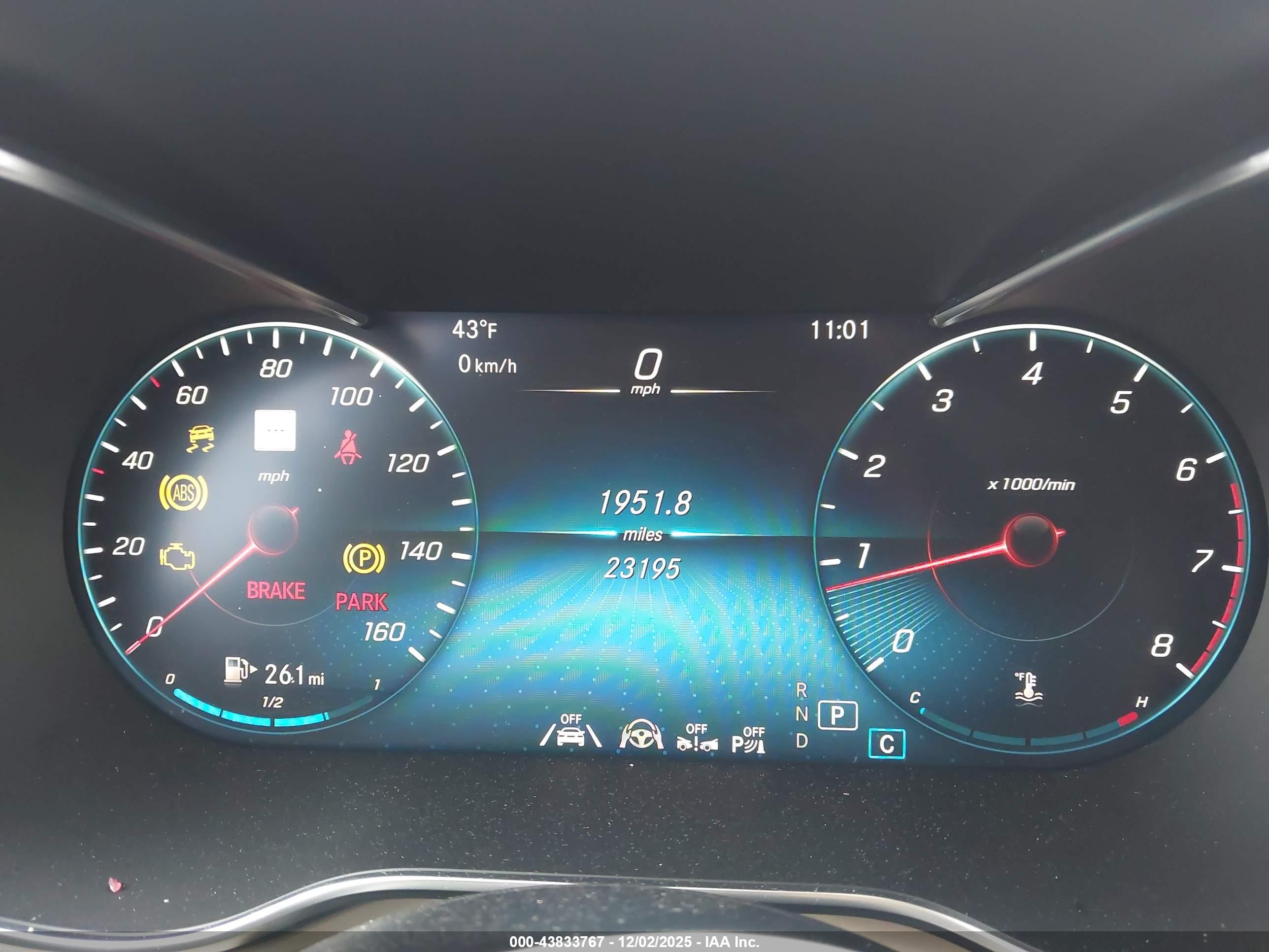 MERCEDES-BENZ GLC image 7