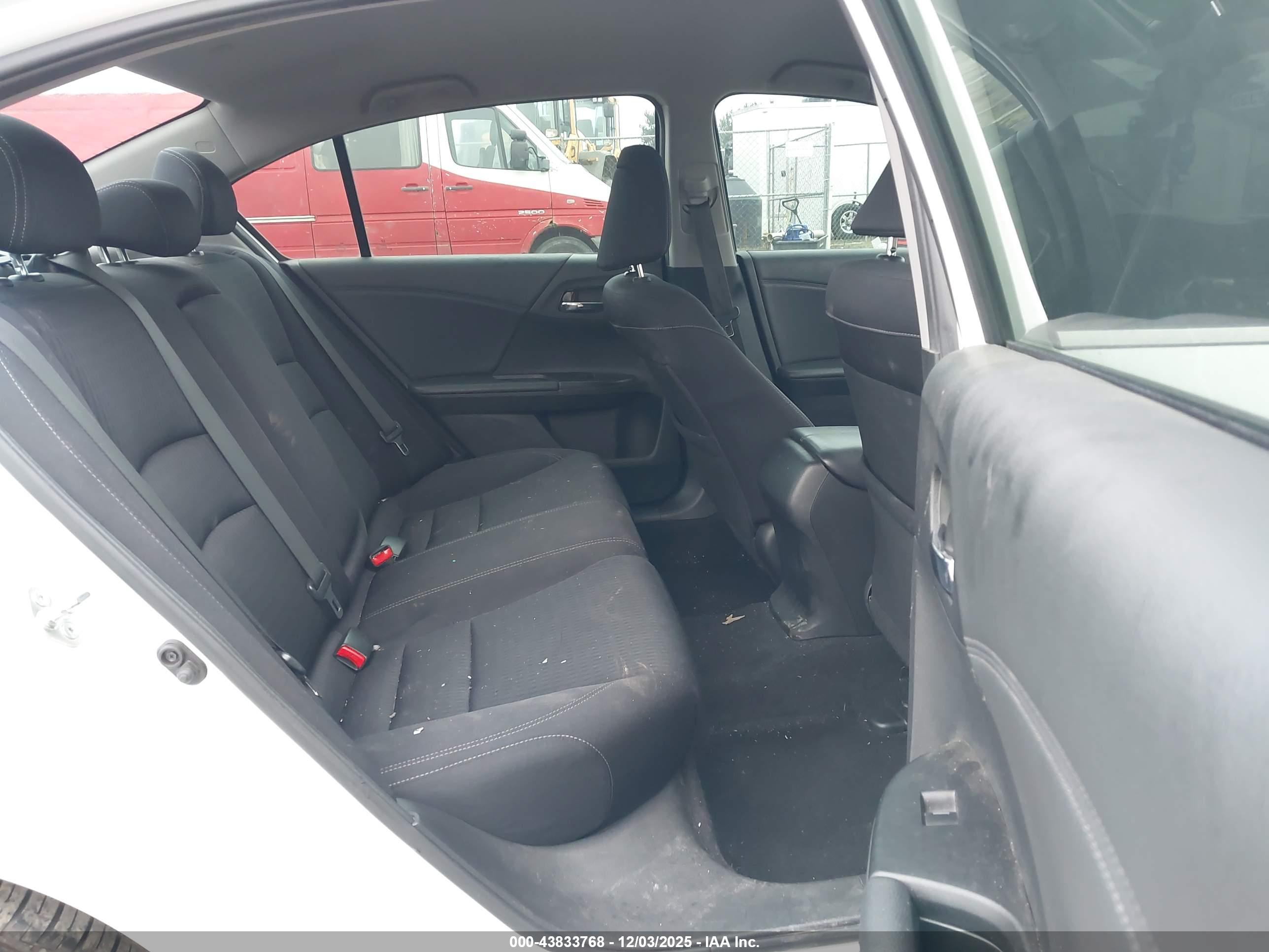 HONDA ACCORD image 8