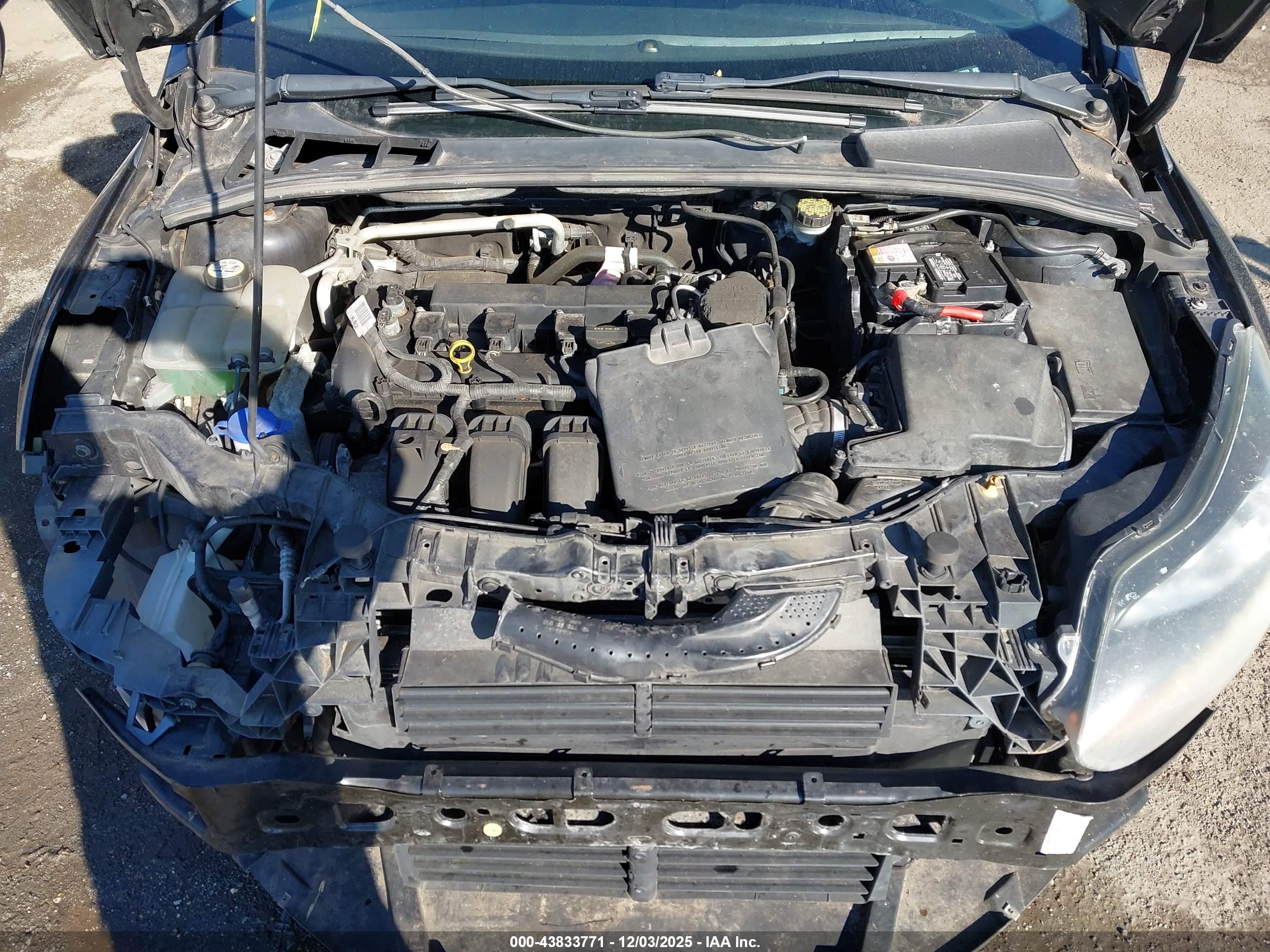 FORD FOCUS image 10