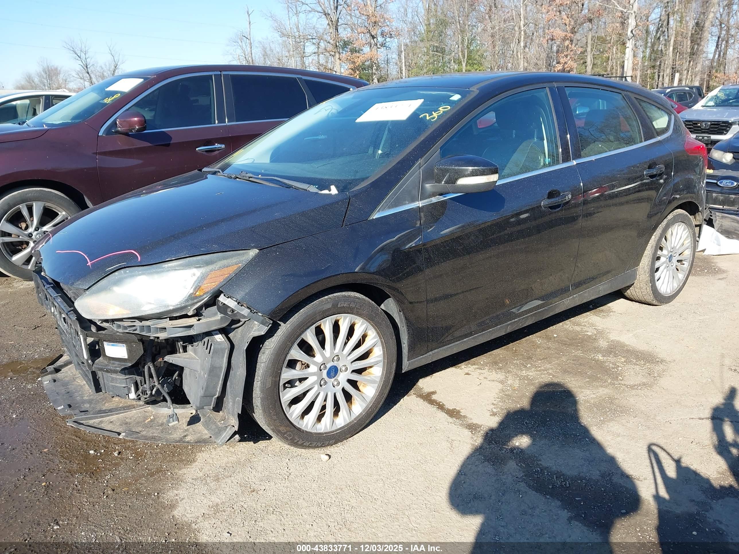 FORD FOCUS image 2
