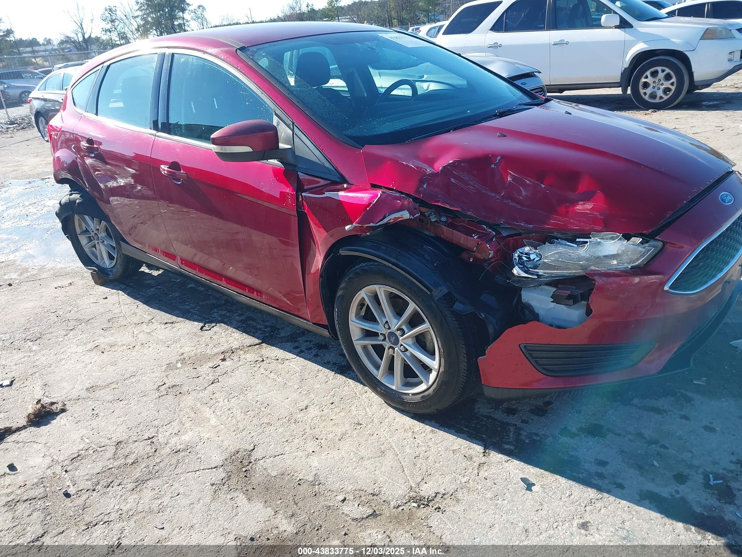 FORD FOCUS image 6