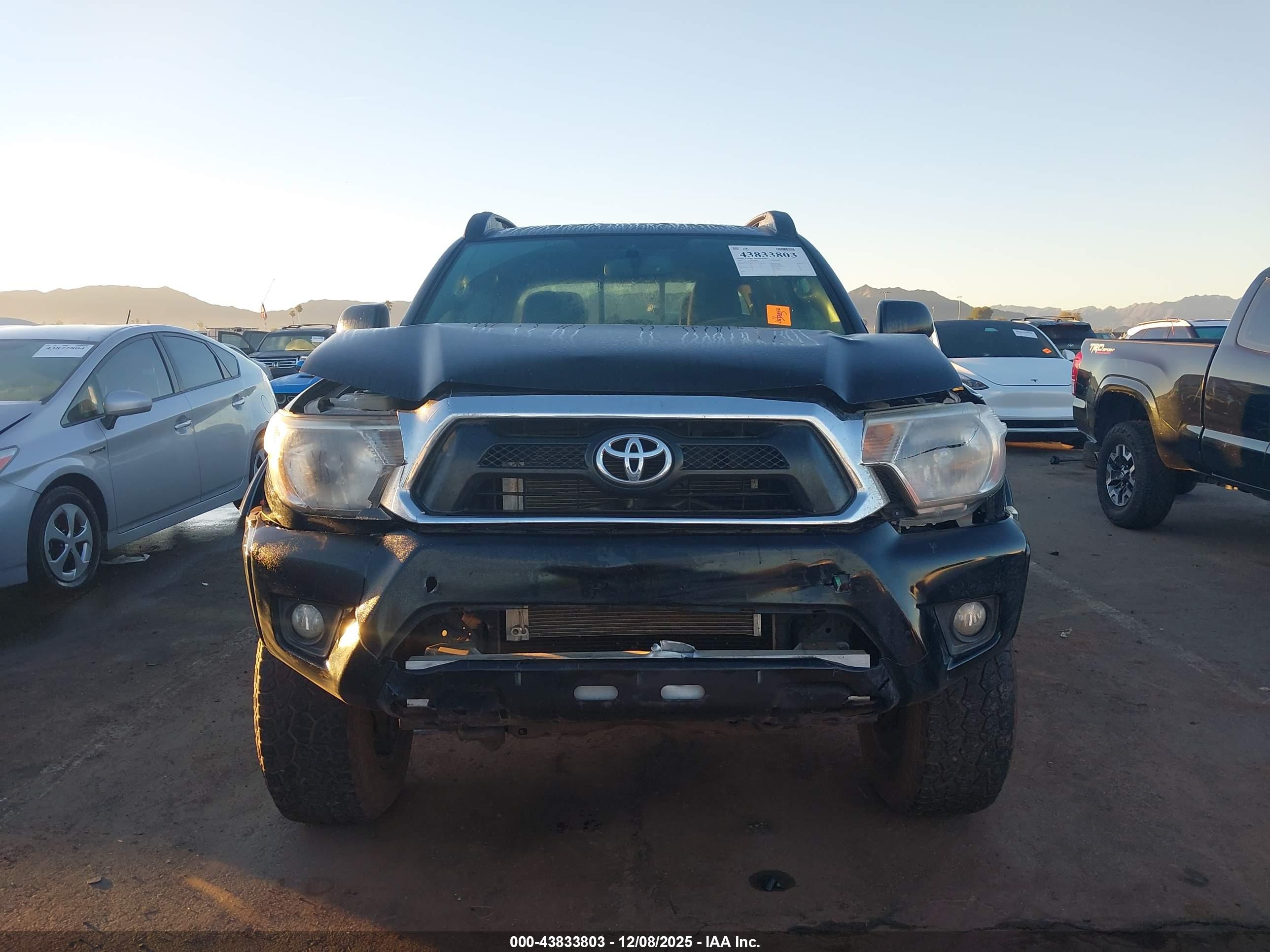 TOYOTA TACOMA image 6