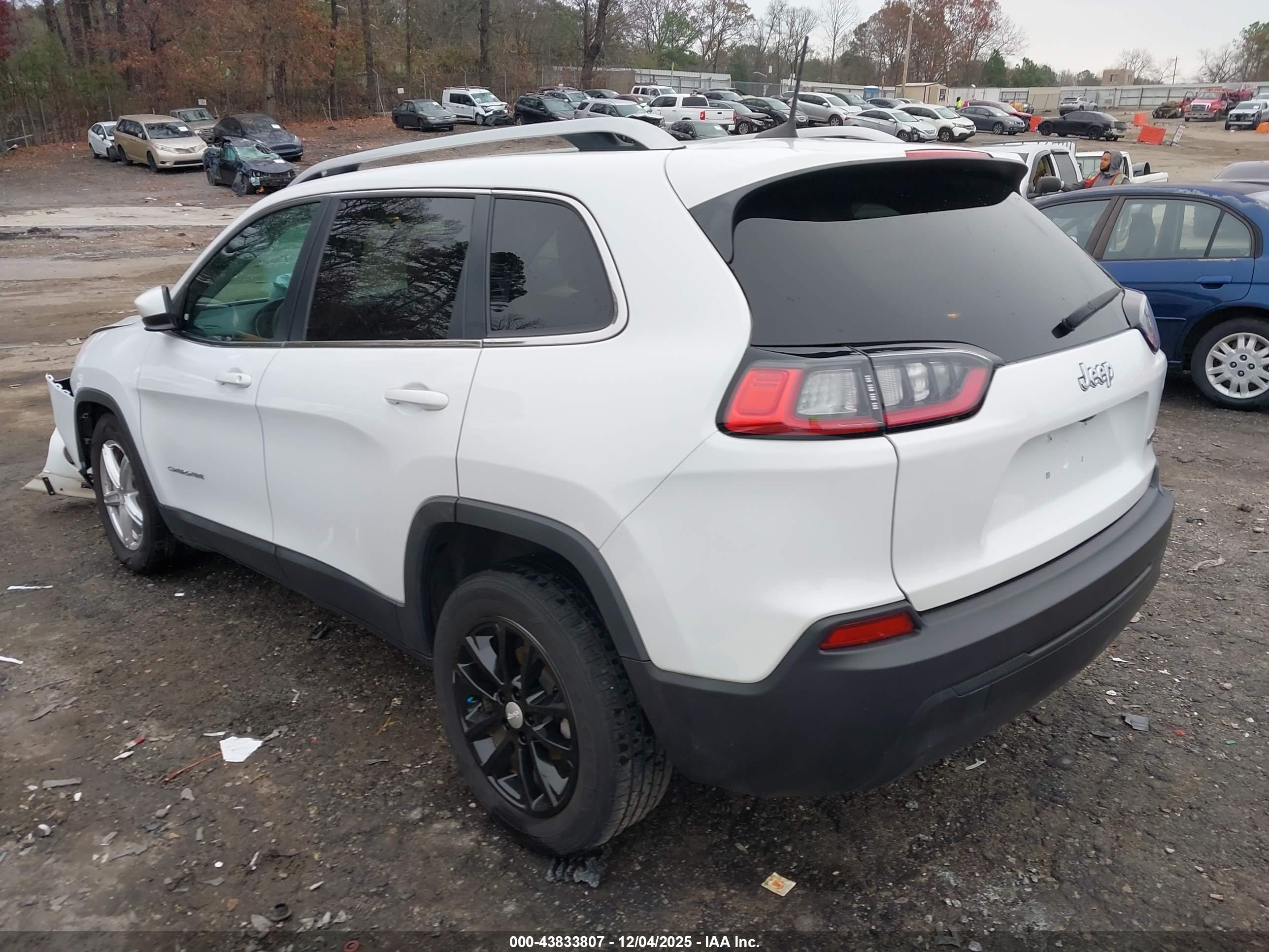 JEEP CHEROKEE image 3