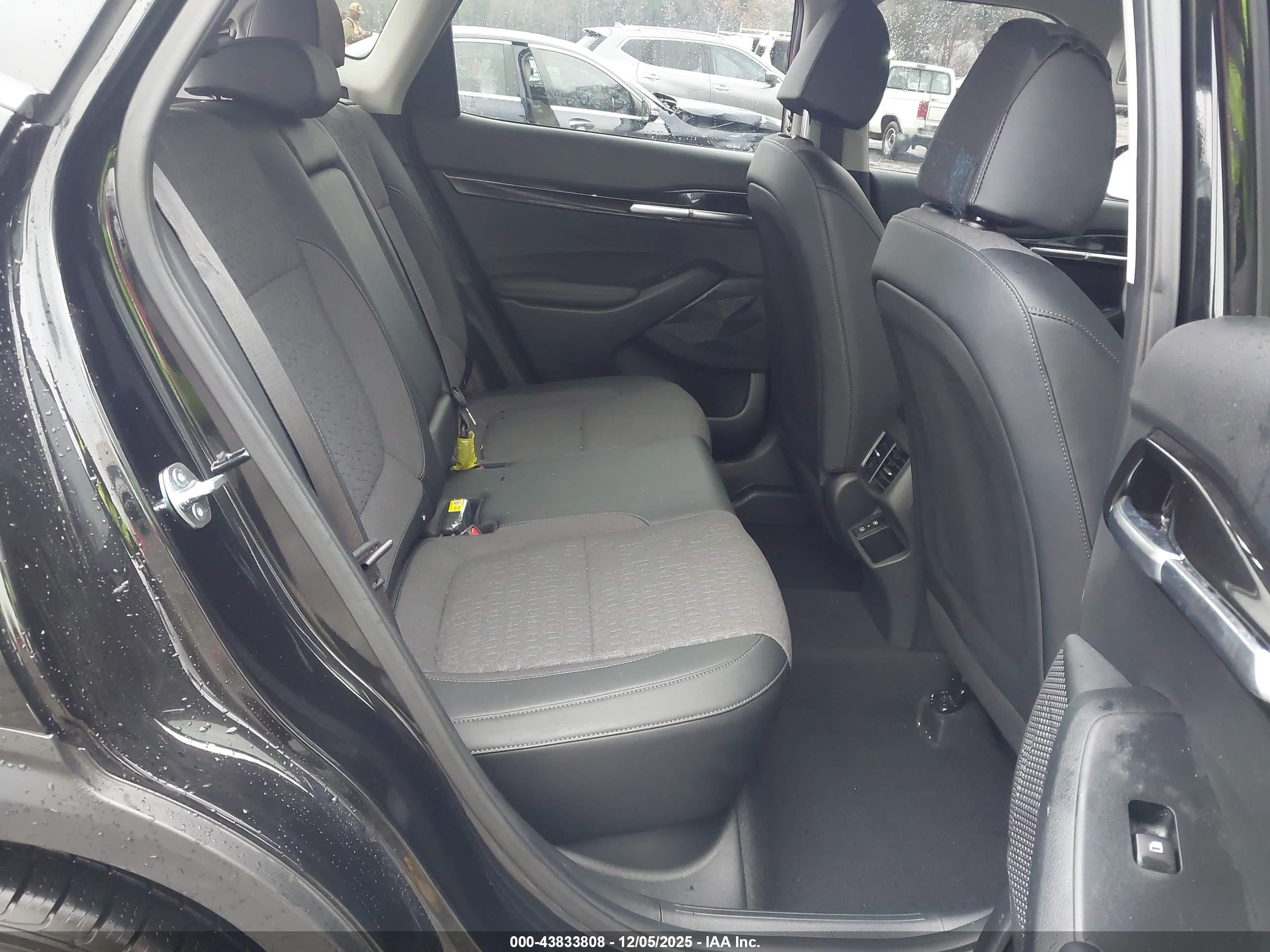 KIA SELTOS image 8