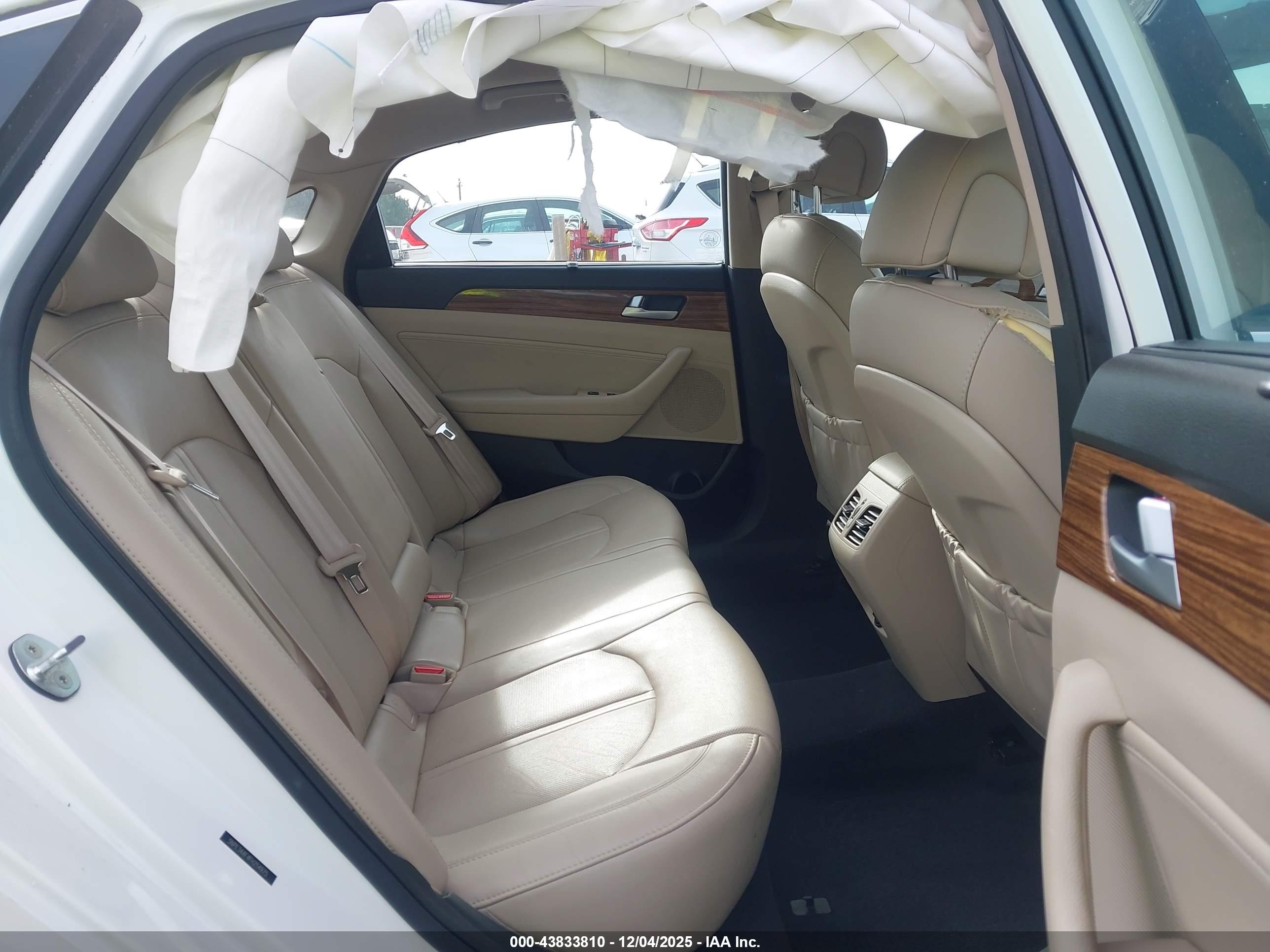 HYUNDAI SONATA image 8
