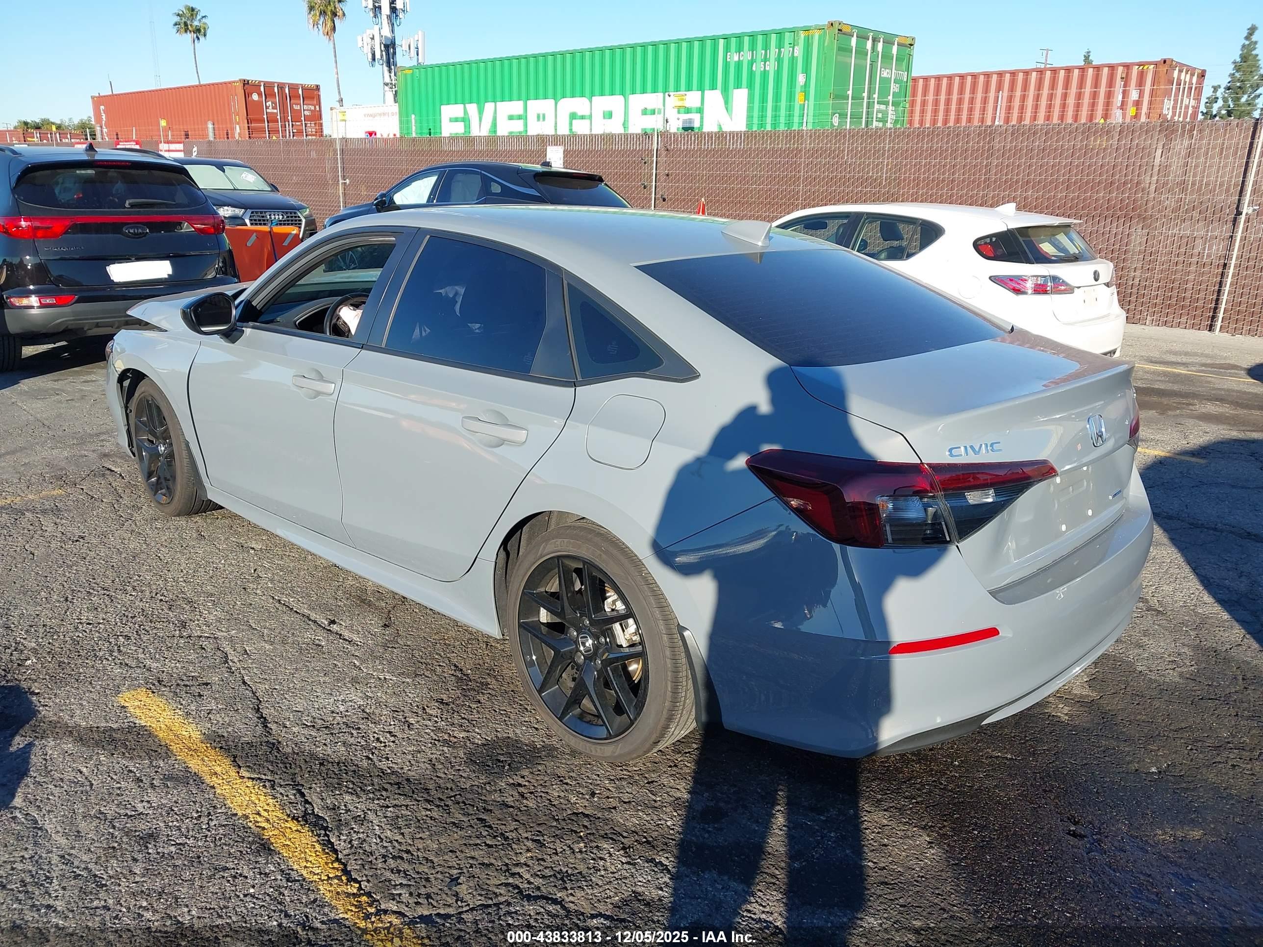 HONDA CIVIC image 3