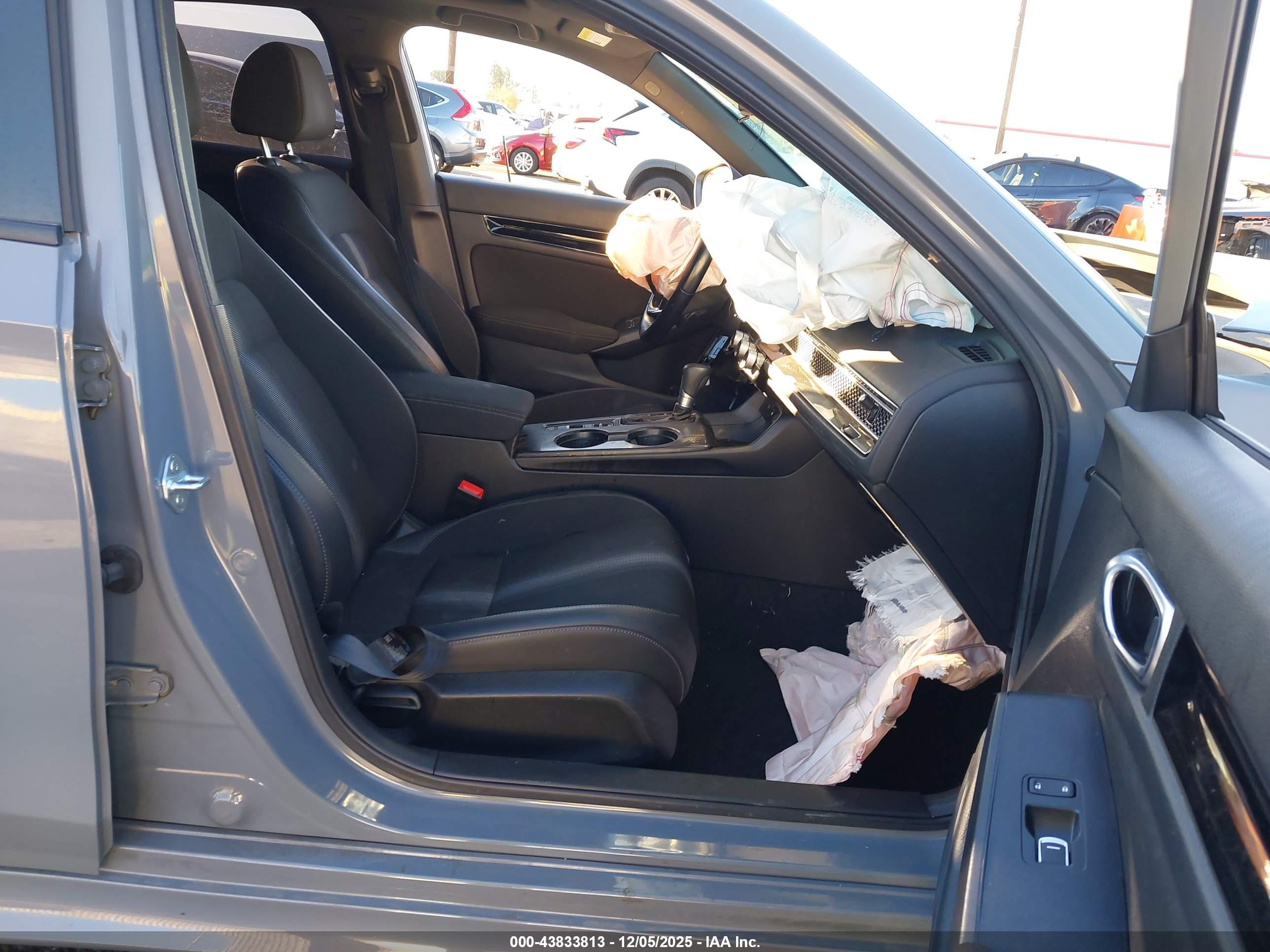 HONDA CIVIC image 5