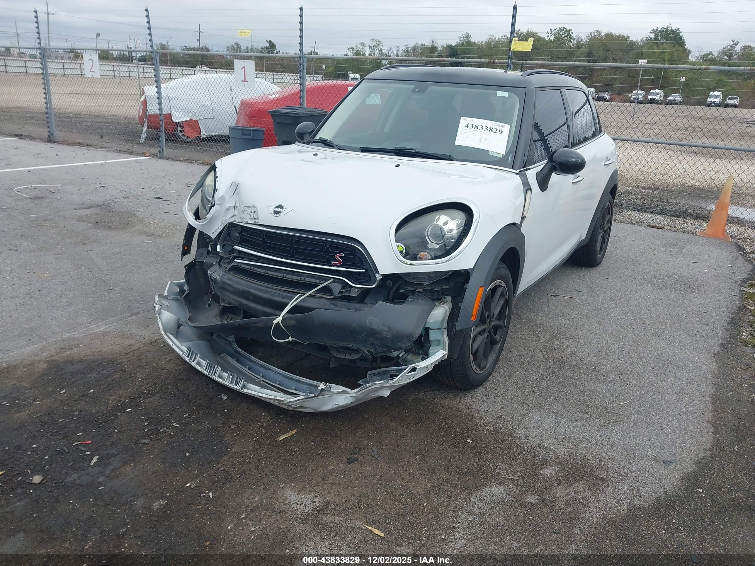MINI COUNTRYMAN image 2